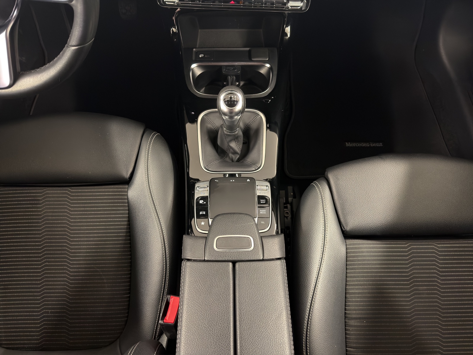Image MERCEDES-BENZ A-180 A 180 Edition