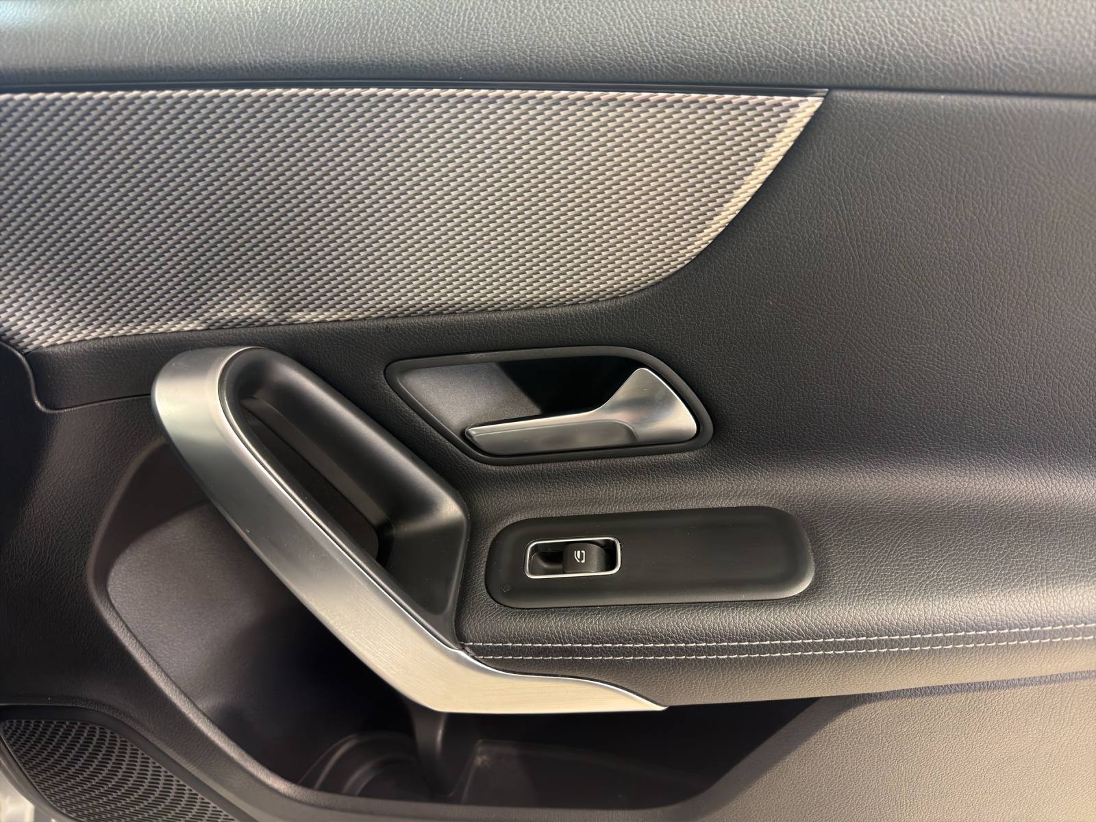 Image MERCEDES-BENZ A-180 A 180 Edition