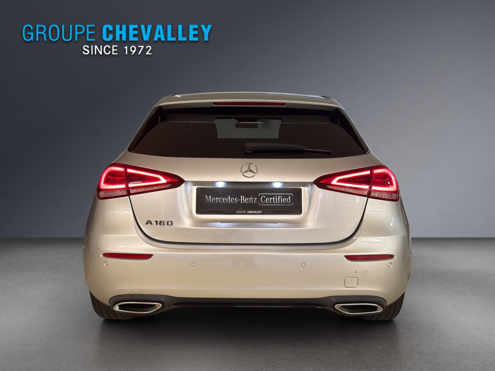 MERCEDES-BENZ A 180 Edition-image-4