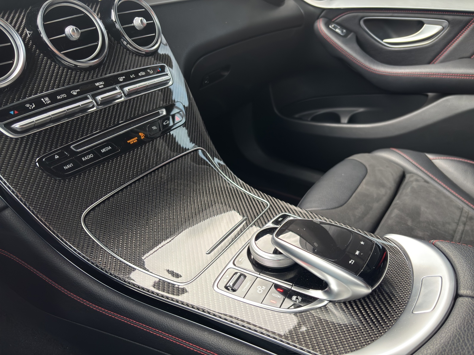 MERCEDES-BENZ GLC 43 AMG 4Matic 9G-Tronic-image-6