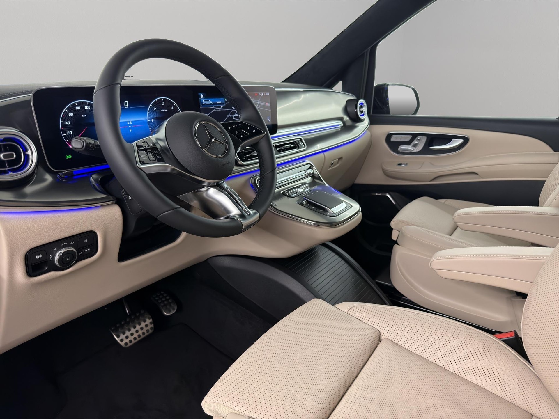 MERCEDES-BENZ V 300 d Swiss Ed. lang 4matic Van-image-10