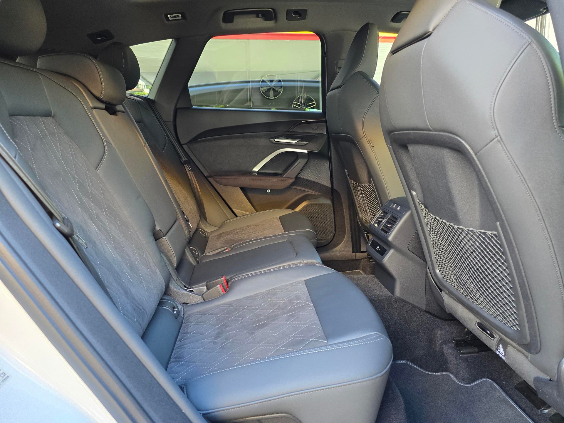 AUDI Q5 TFSI quatto 150 kW S-tronic-image-8