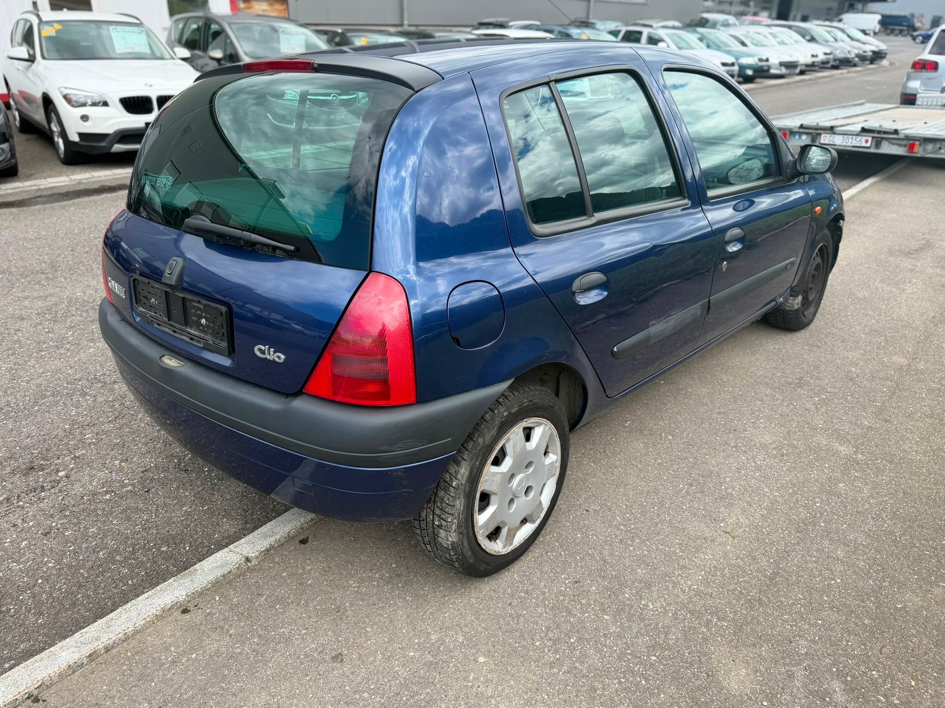 RENAULT Clio 1.6-image-1