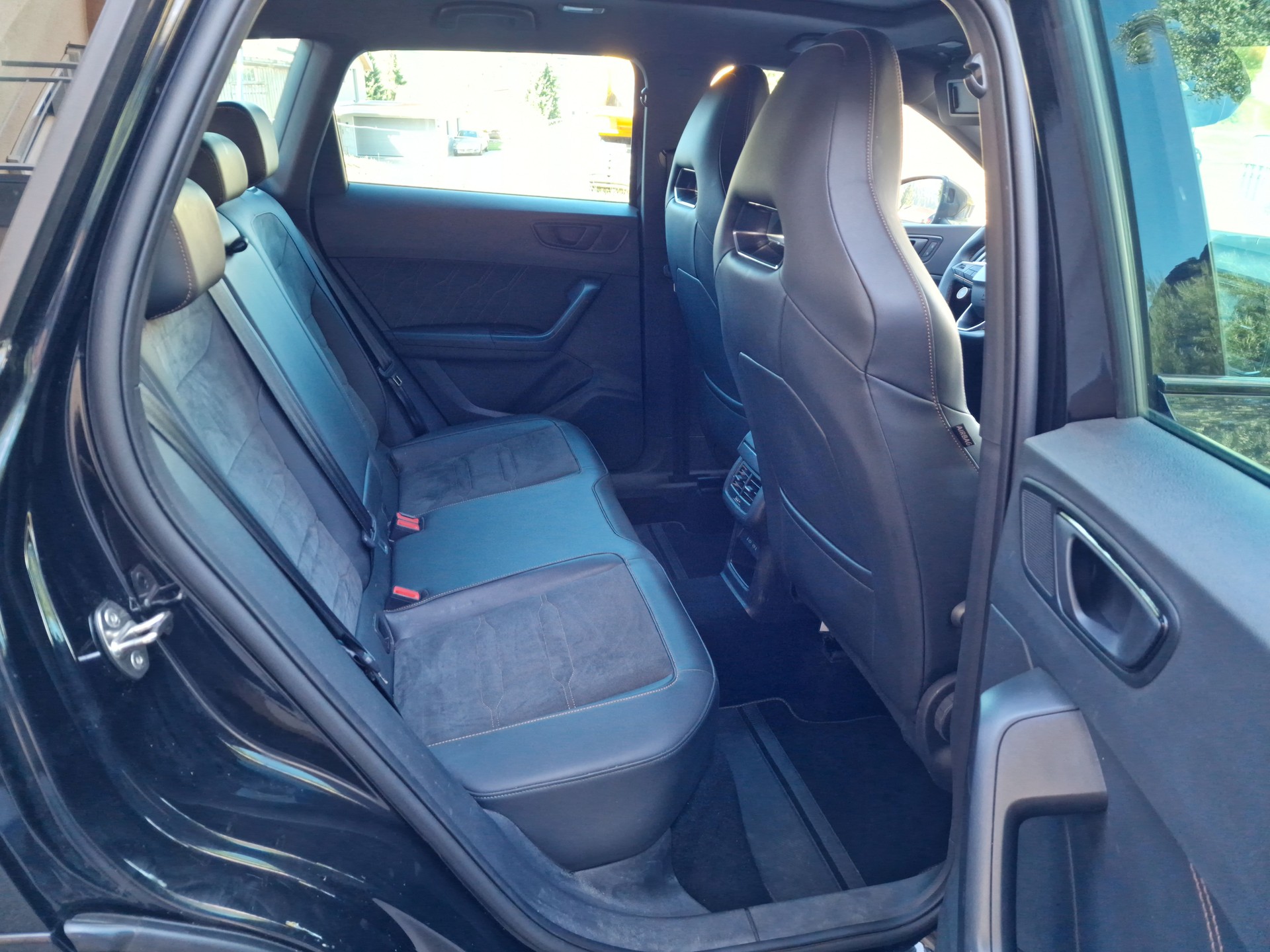 CUPRA 2.0 TSI 4Drive DSG-image-12