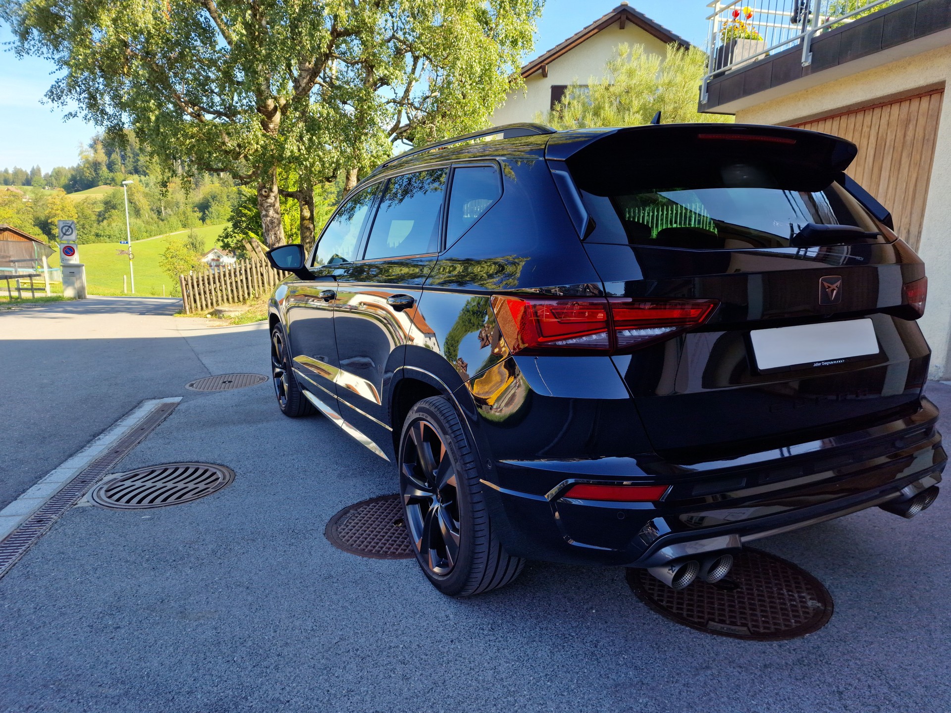 CUPRA 2.0 TSI 4Drive DSG-image-3