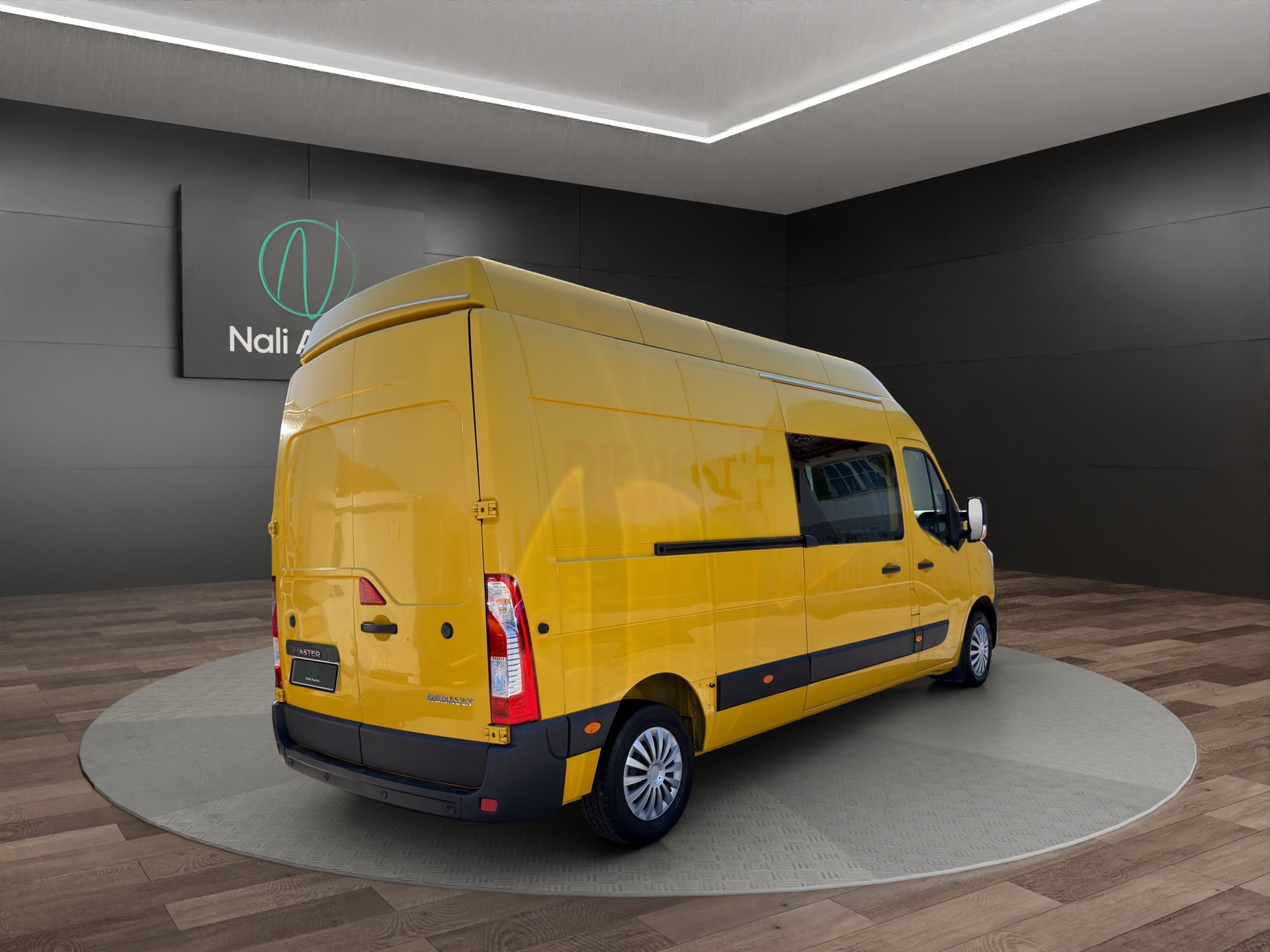 RENAULT Master T35 2.3dCi 135 L3H3-image-3