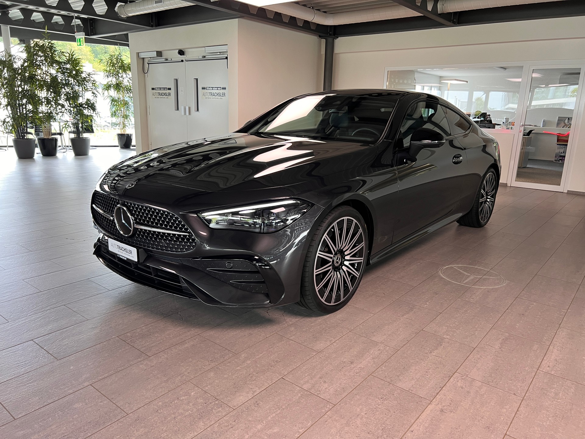 MERCEDES-BENZ CLE 300 Coupé 4Matic 9G-Tronic-image-3