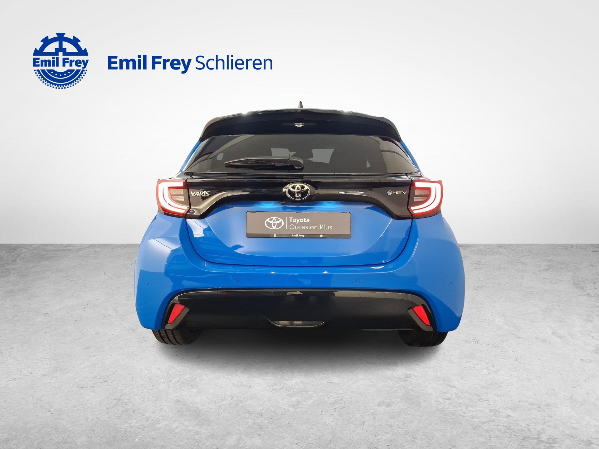 TOYOTA Yaris 1.5 VVT-i HSD Premium-image-3