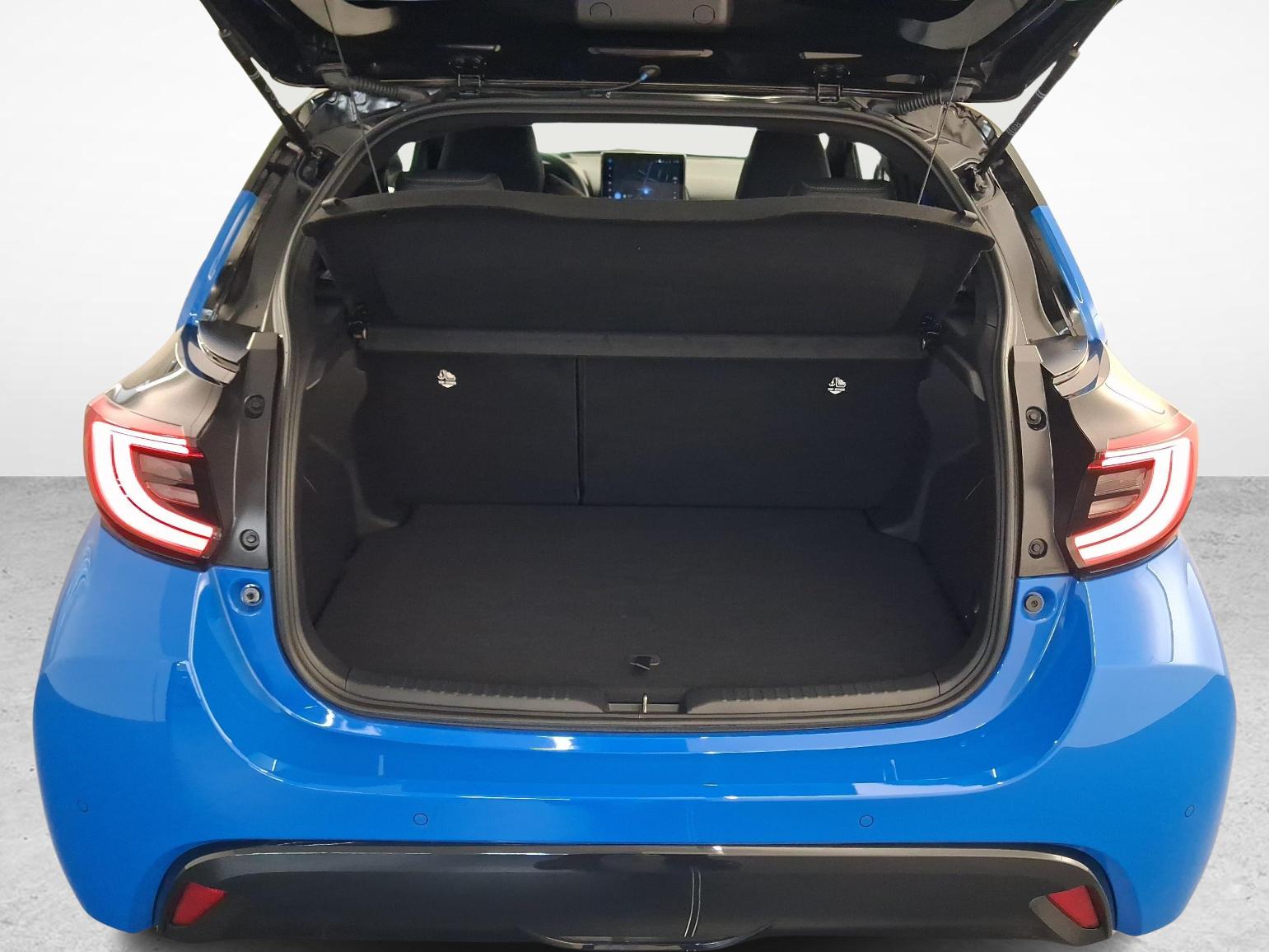 TOYOTA Yaris 1.5 VVT-i HSD Premium-image-11