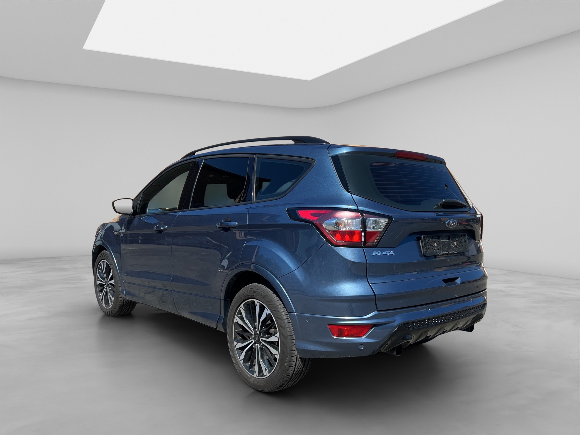 FORD Kuga 2.0 TDCi ST Line High 4WD PowerShift-image-3