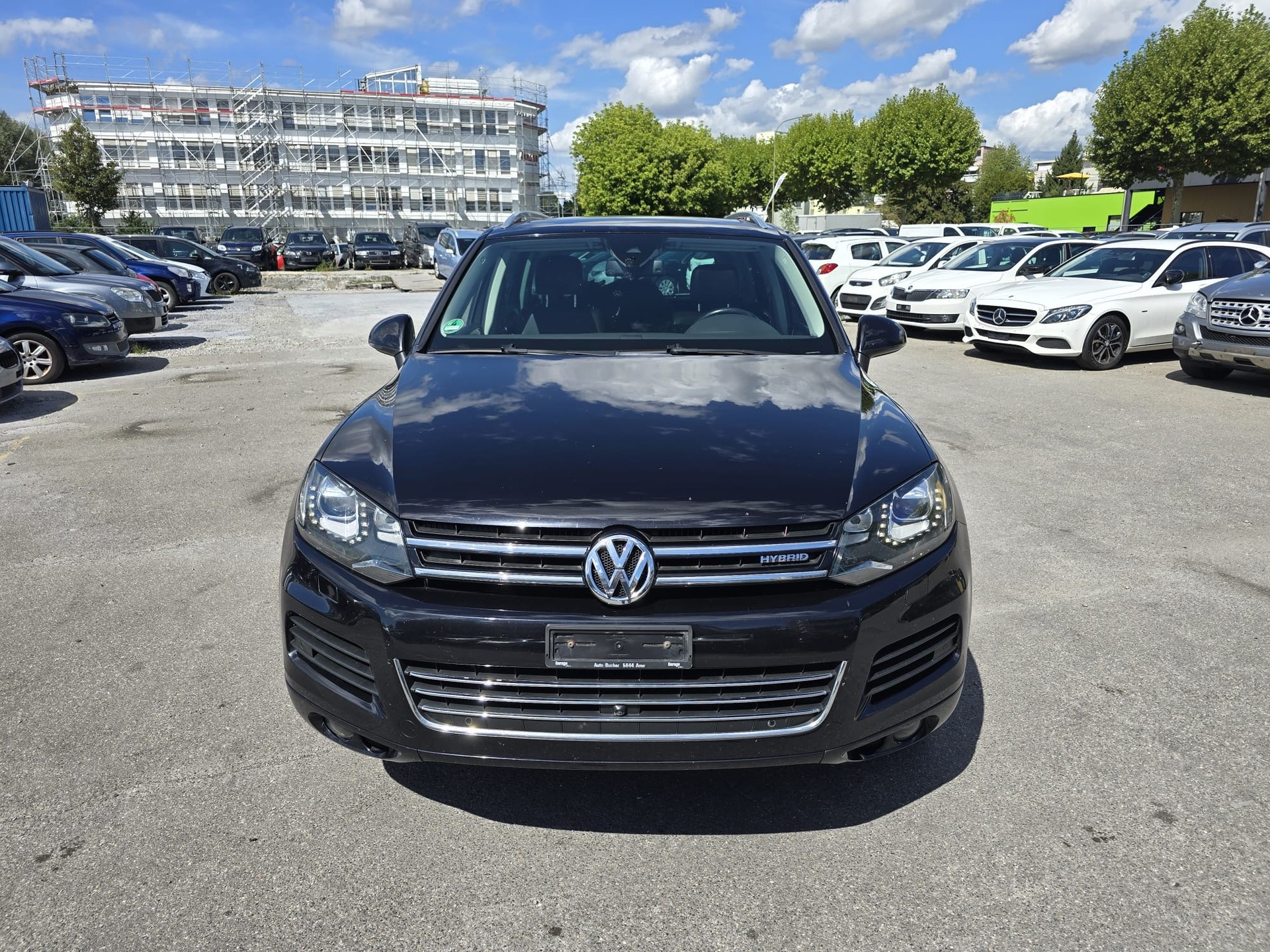 VW Touareg 3.0 TSI Hybrid Tiptronic-image-0