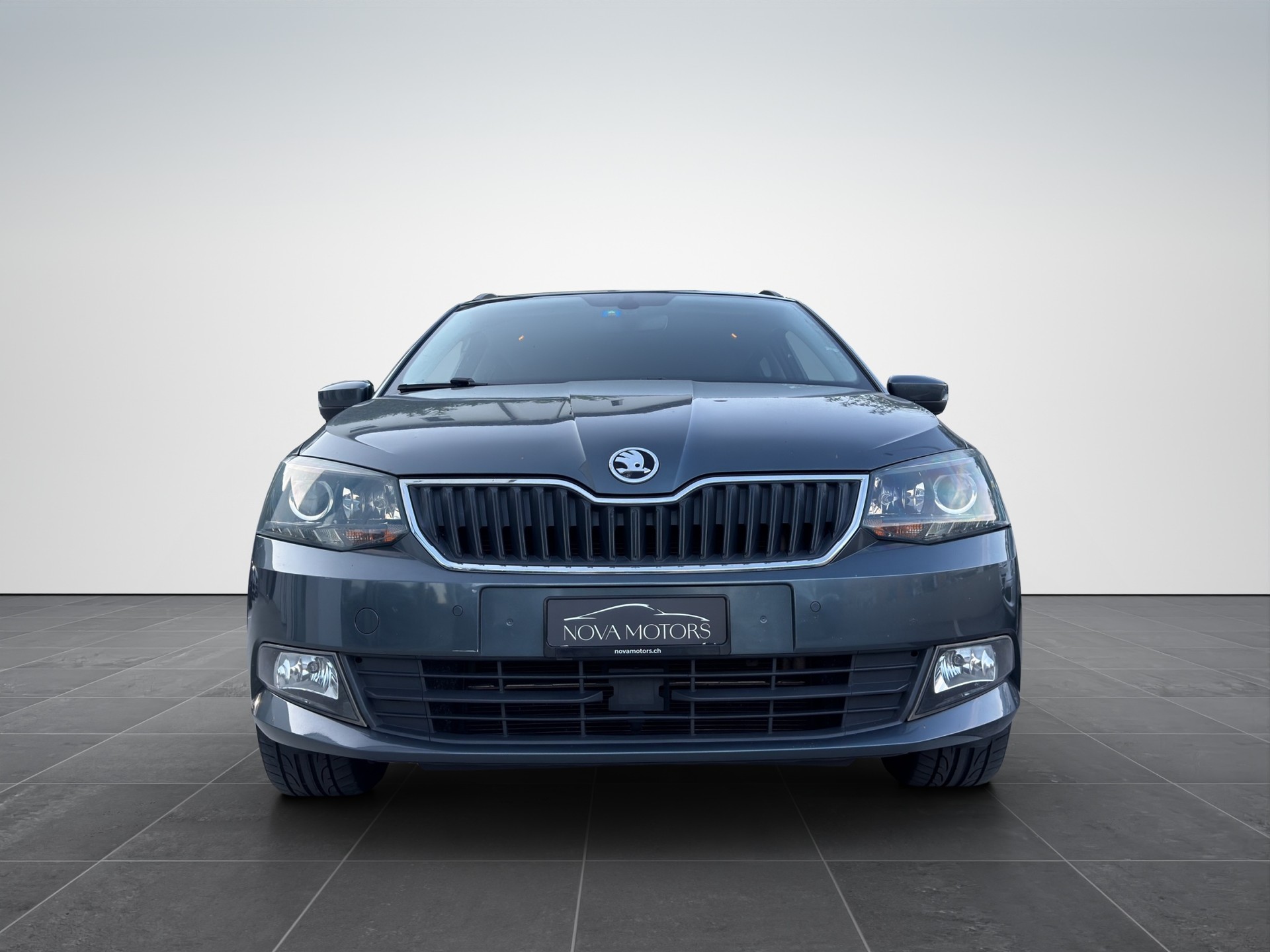 SKODA Fabia 1.2 TSI Ambition DSG-image-1