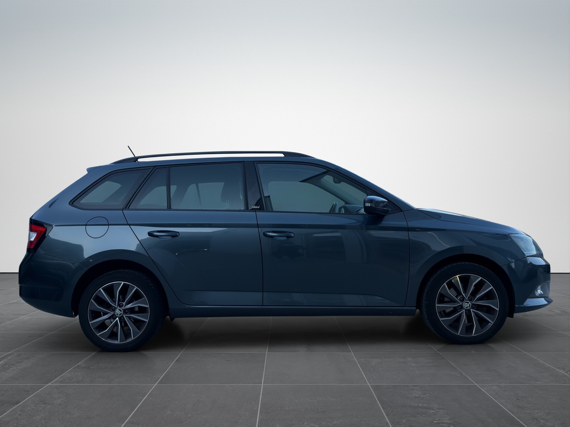 SKODA Fabia 1.2 TSI Ambition DSG-image-4