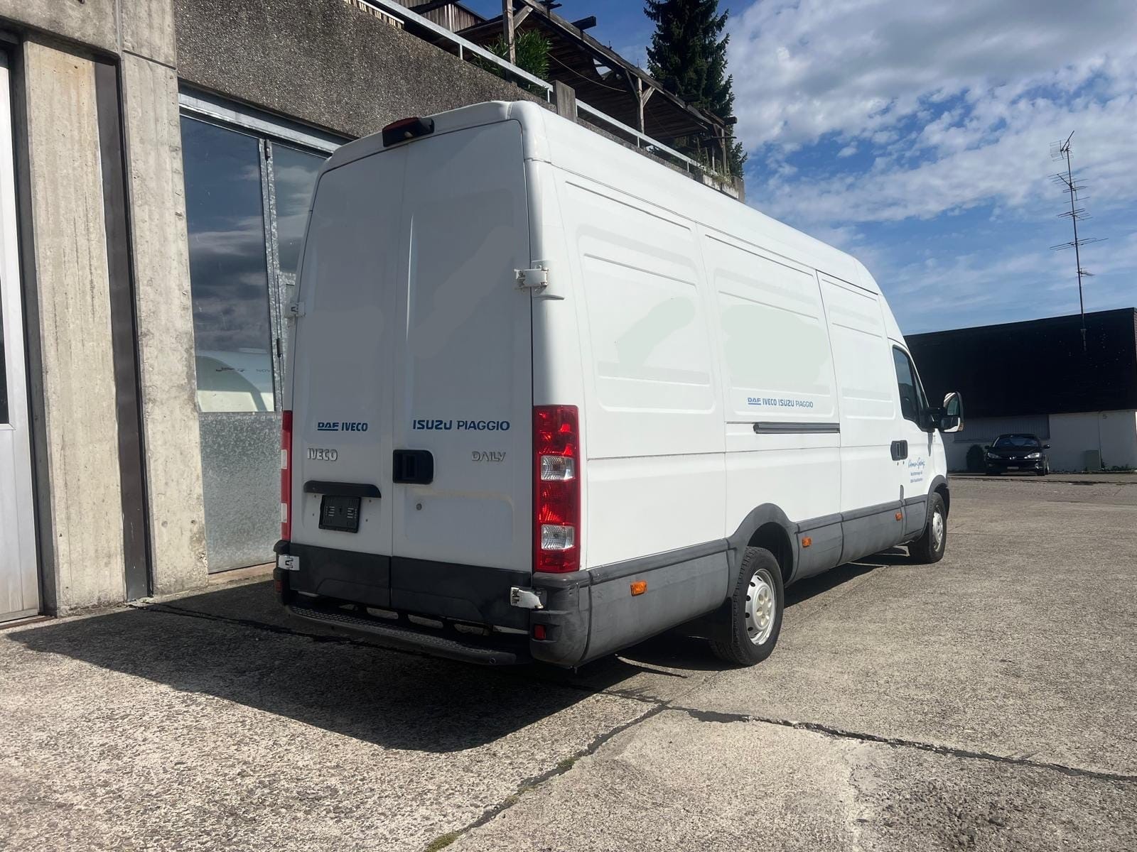 IVECO 35 S 15 V-image-6