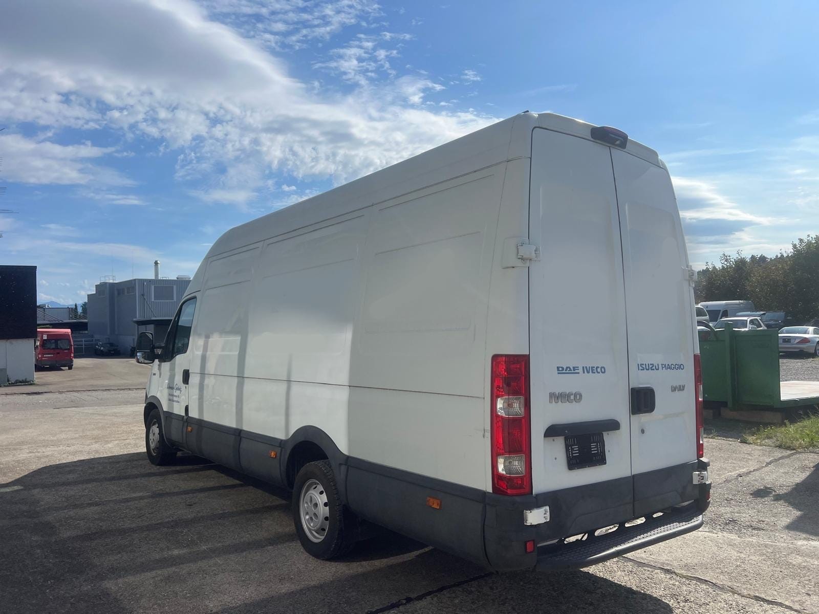 IVECO 35 S 15 V-image-3