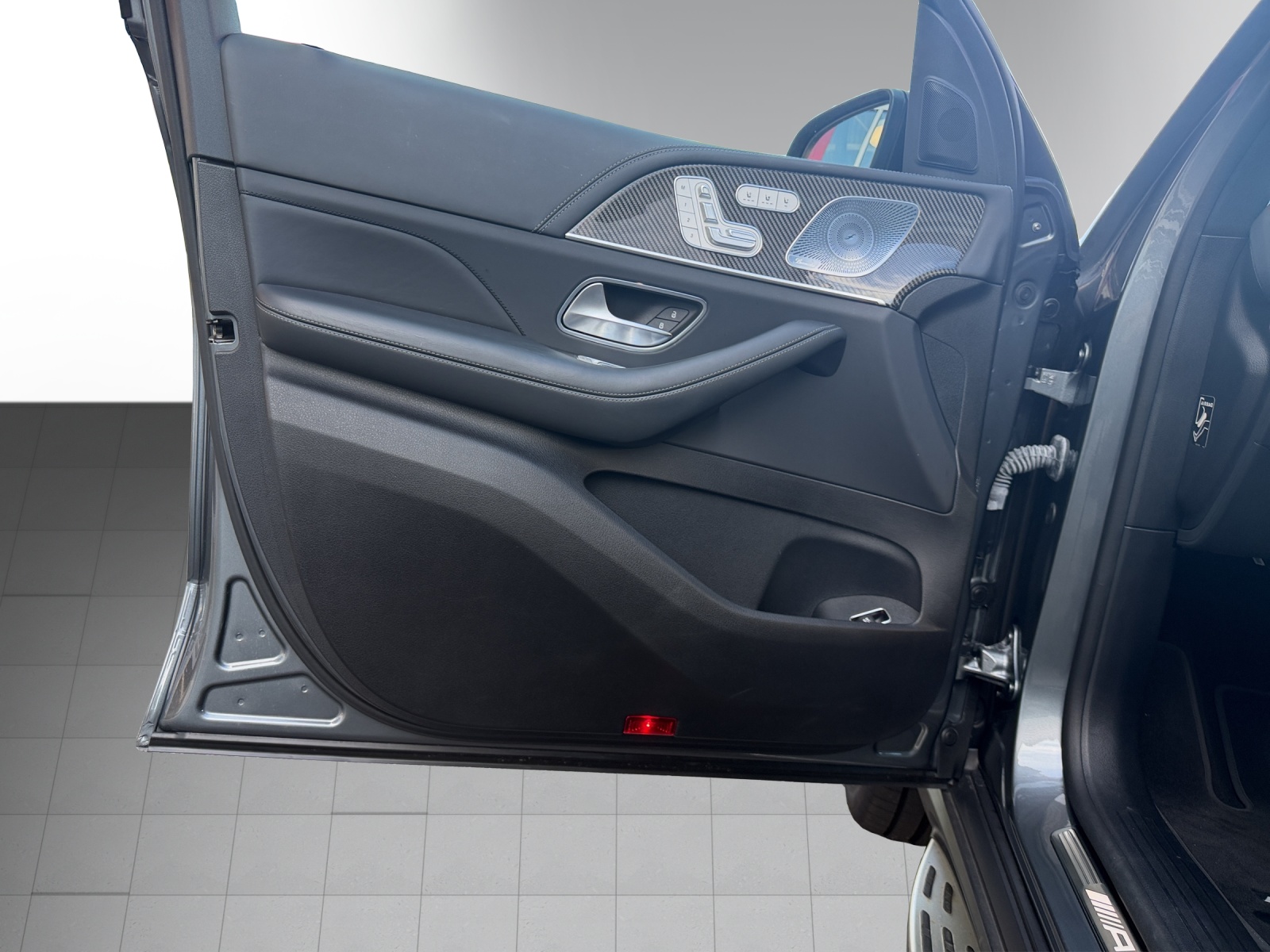 MERCEDES-BENZ GLE 63 S AMG 4Matic+-image-7