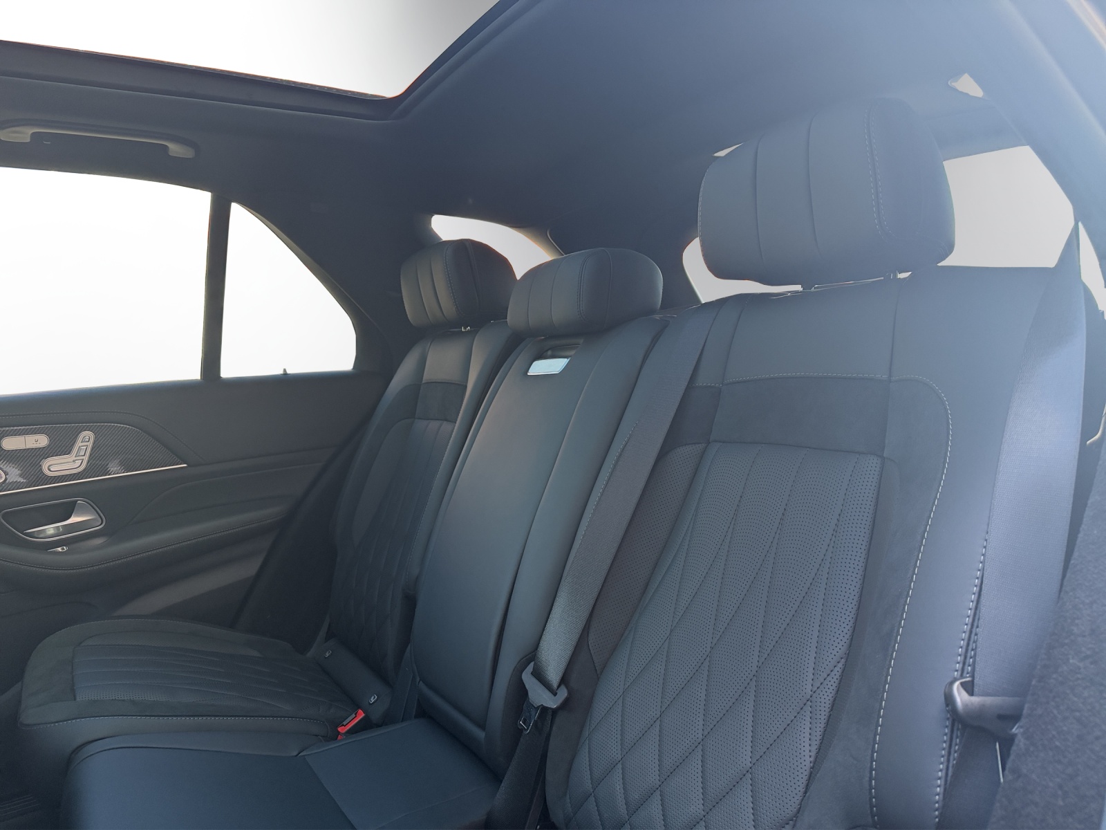 MERCEDES-BENZ GLE 63 S AMG 4Matic+-image-10