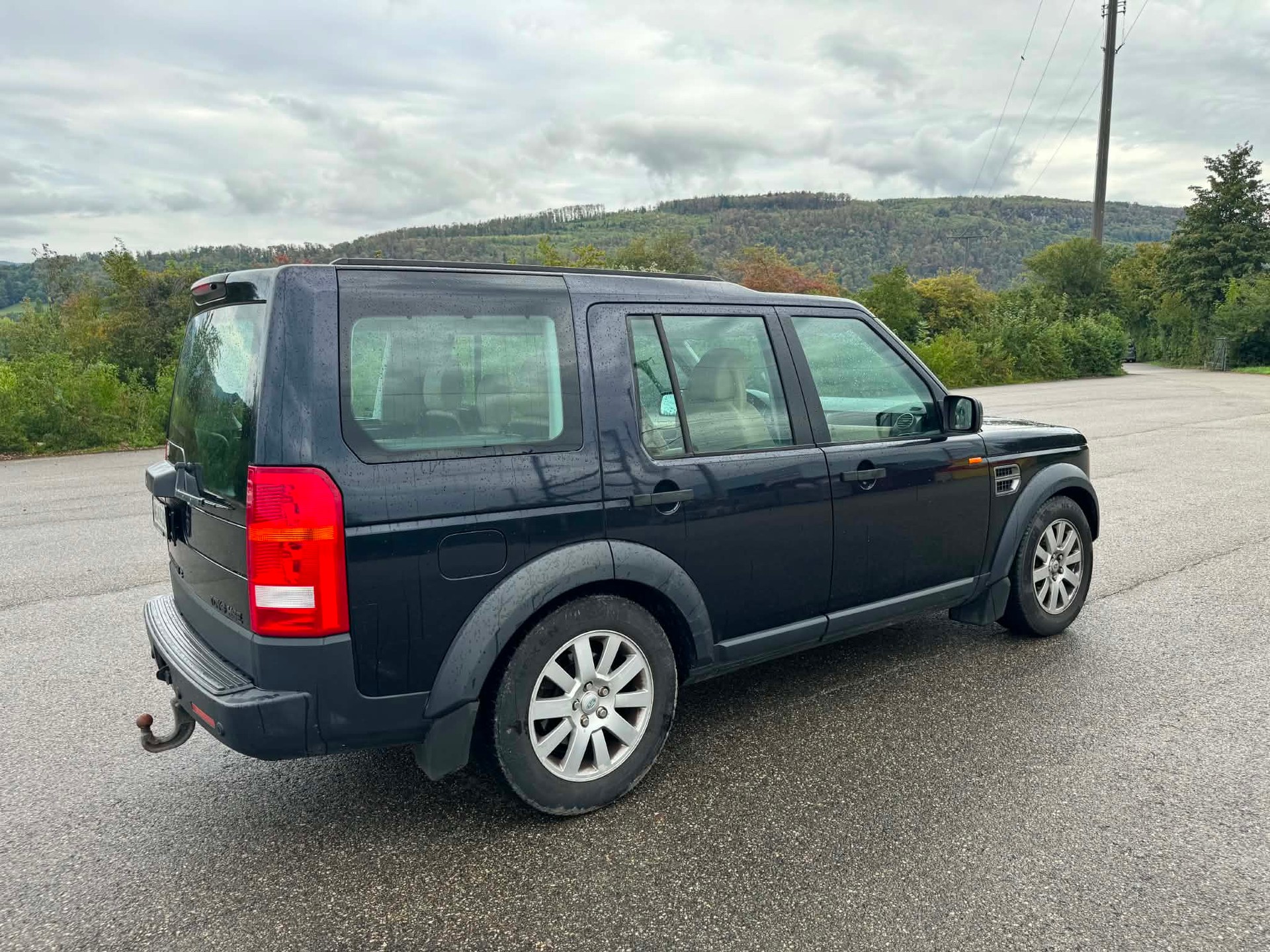 LAND ROVER Discovery 2.7d V6 SE-image-4