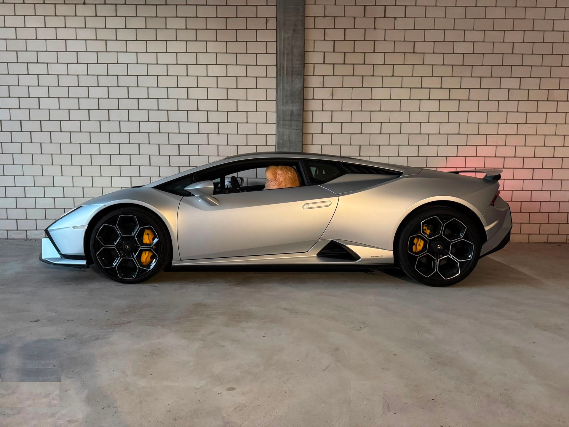 LAMBORGHINI Huracan TECNICA Coupé DCT-image-0