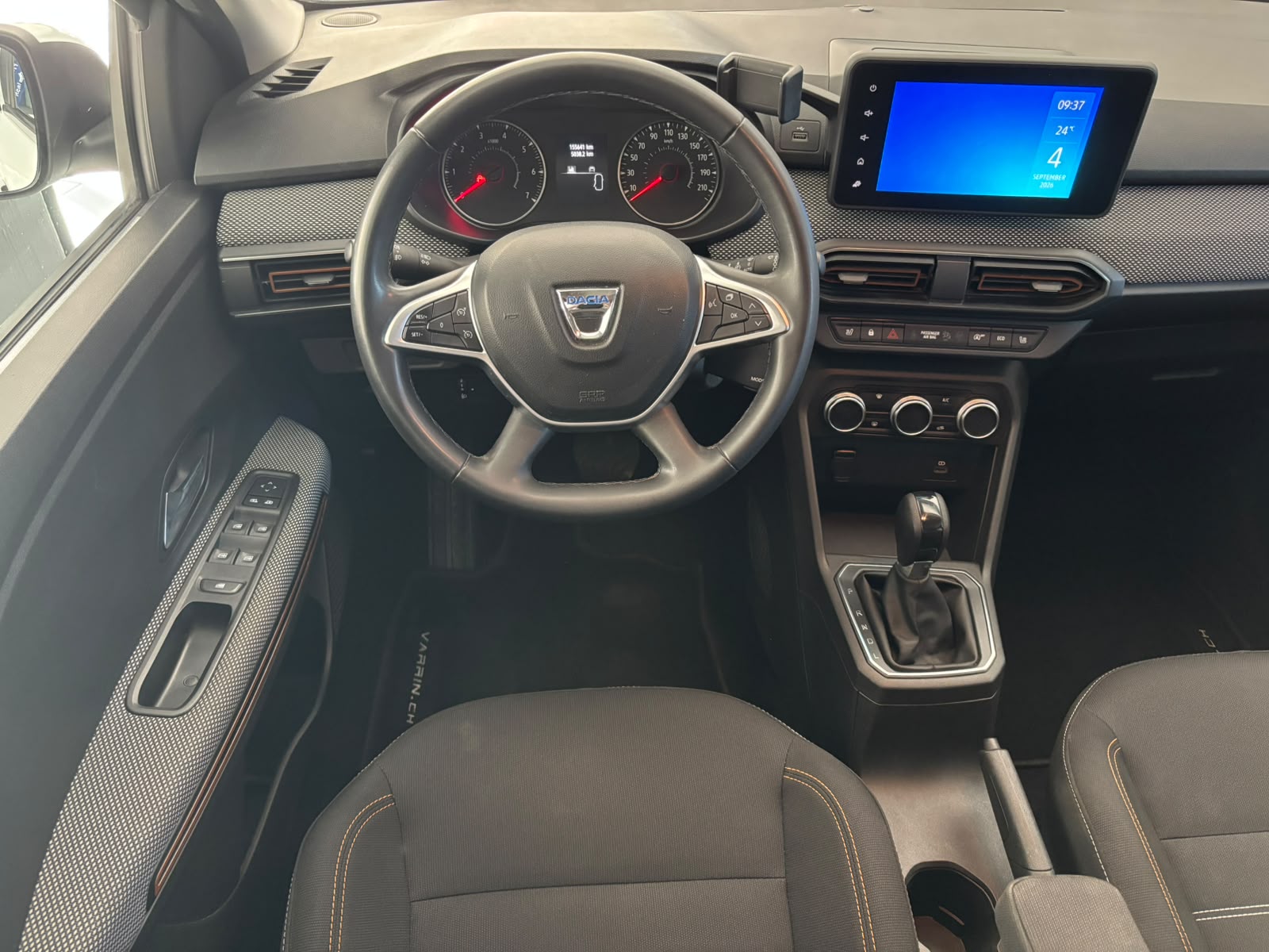 DACIA Sandero Stepway TCe 90 Comfort CVT-image-7