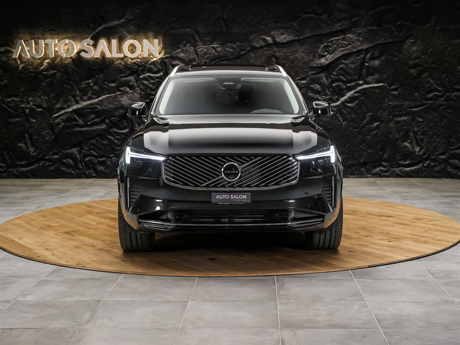 VOLVO XC90 T8 eAWD PluginHybrid Plus Bright Geartronic *7 Sitzer*Facelift*Panorama*Lenkradheizung*Harman/Kardon*-image-6