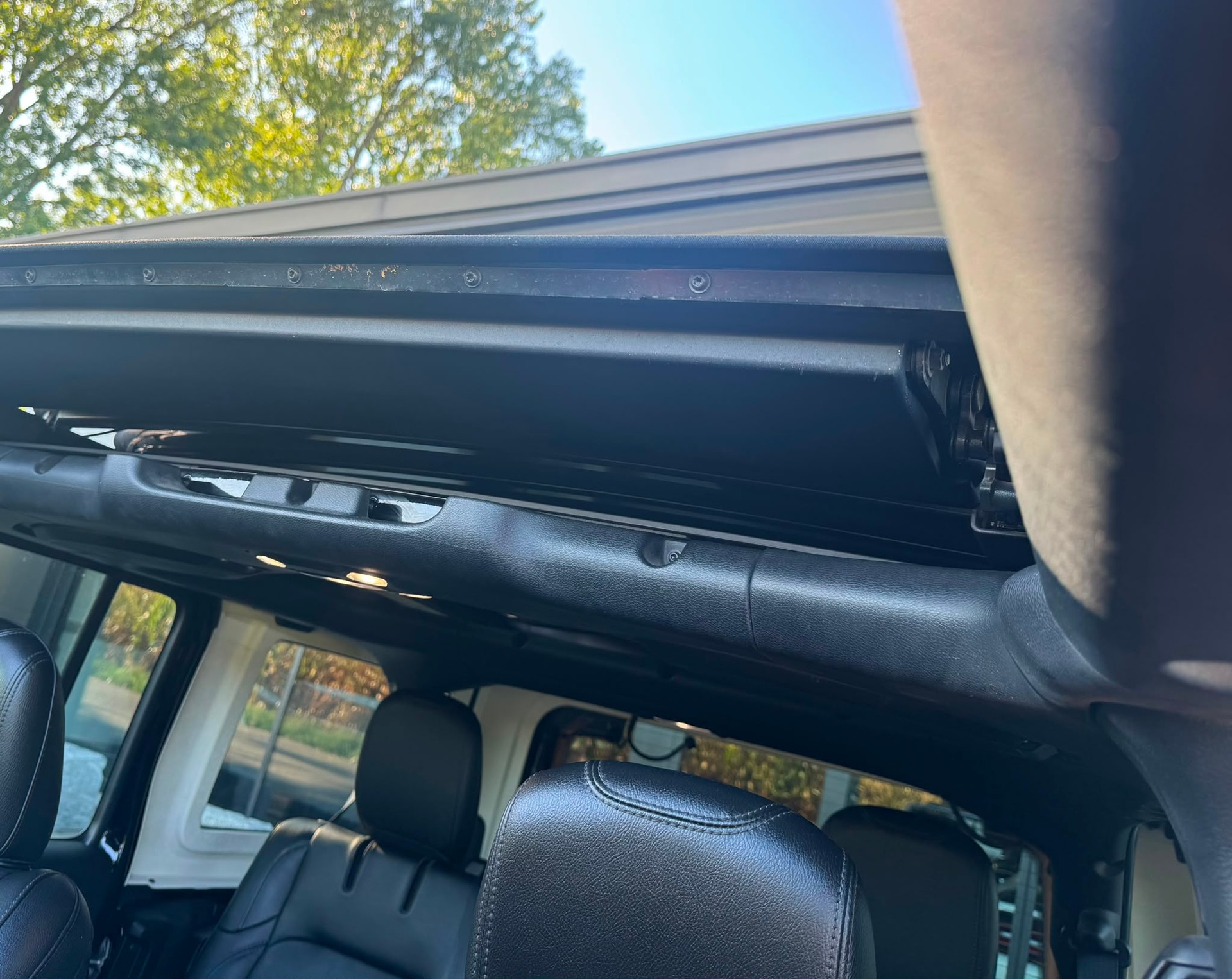 JEEP Wrangler 2.0 PHEV Unlimited Rubicon DT Automatic-image-12