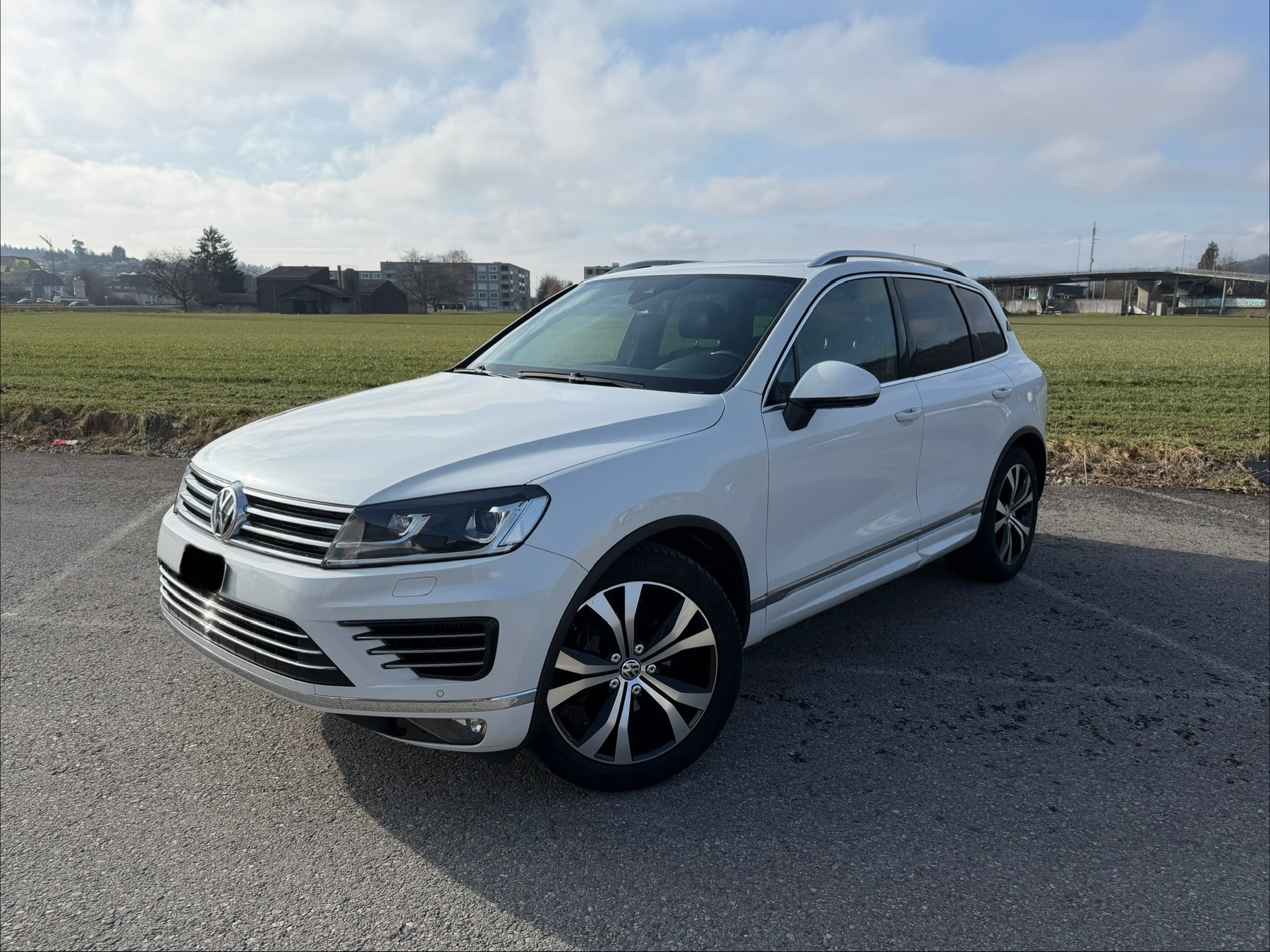 VW 3.0 V6 TDI 262 BlueMT Peak-image-0