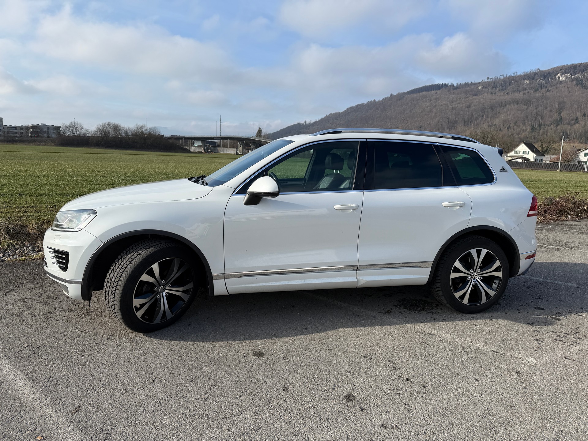 VW 3.0 V6 TDI 262 BlueMT Peak-image-2