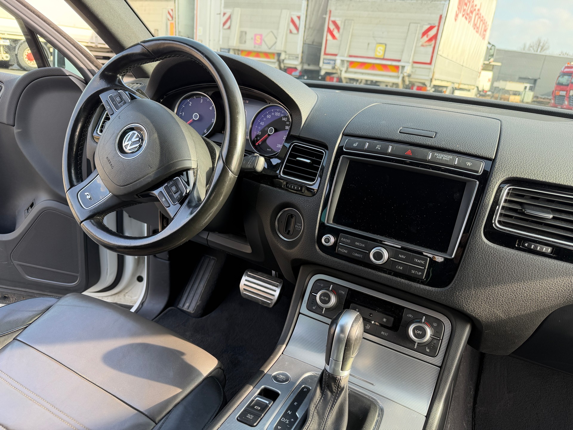 VW 3.0 V6 TDI 262 BlueMT Peak-image-9