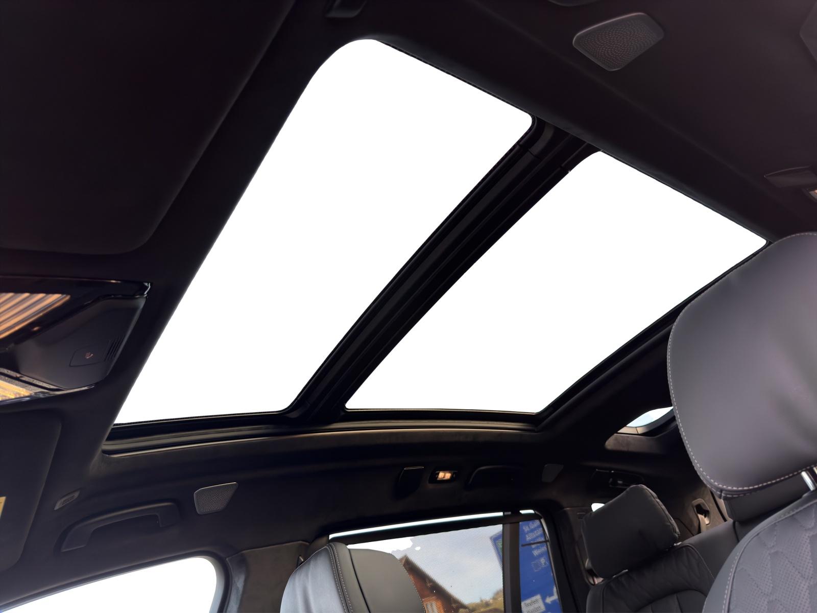 BMW X7 M60i xDrive M Sport Pro-image-16