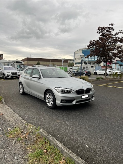 BMW 118i Steptronic-image-1