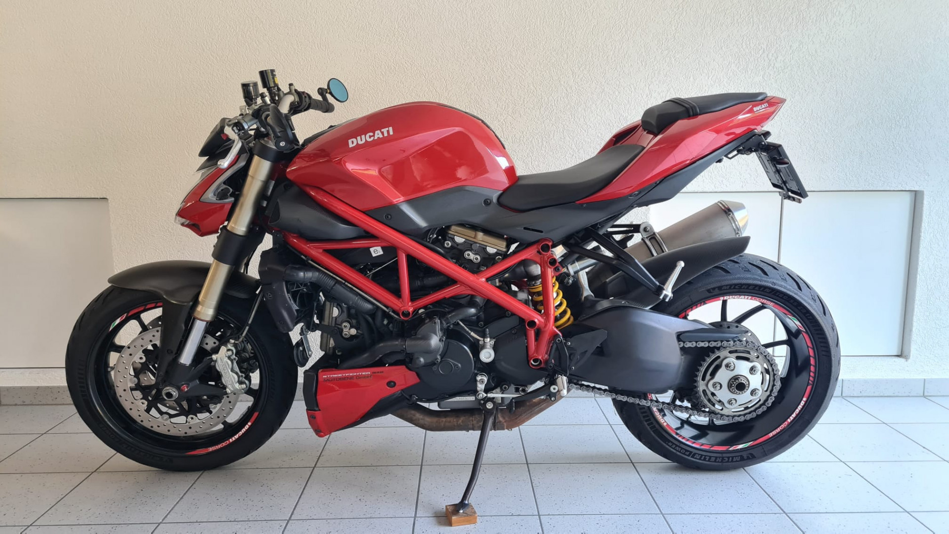 DUCATI Streetfighter 848