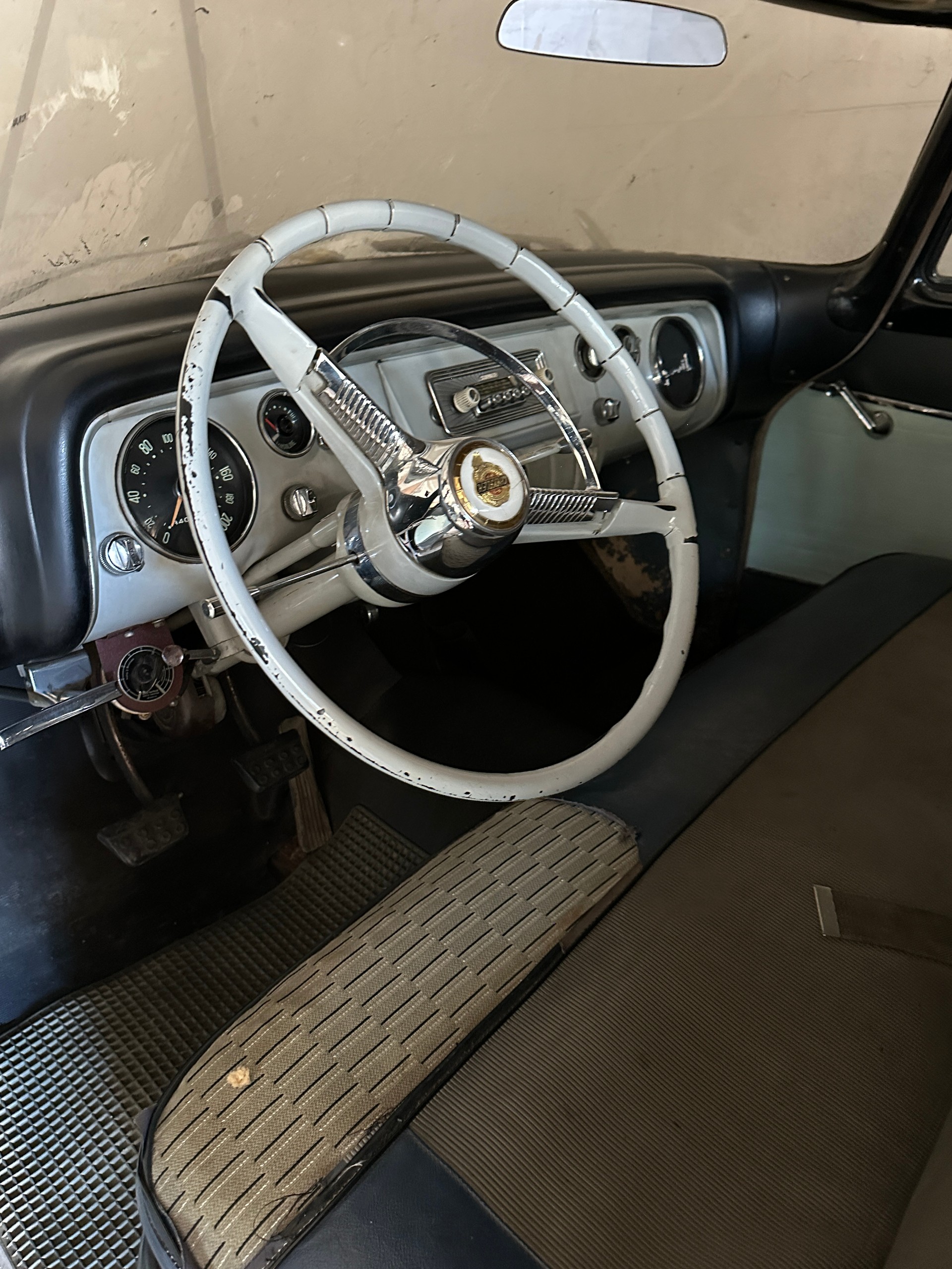 PLYMOUTH Savoy-image-4