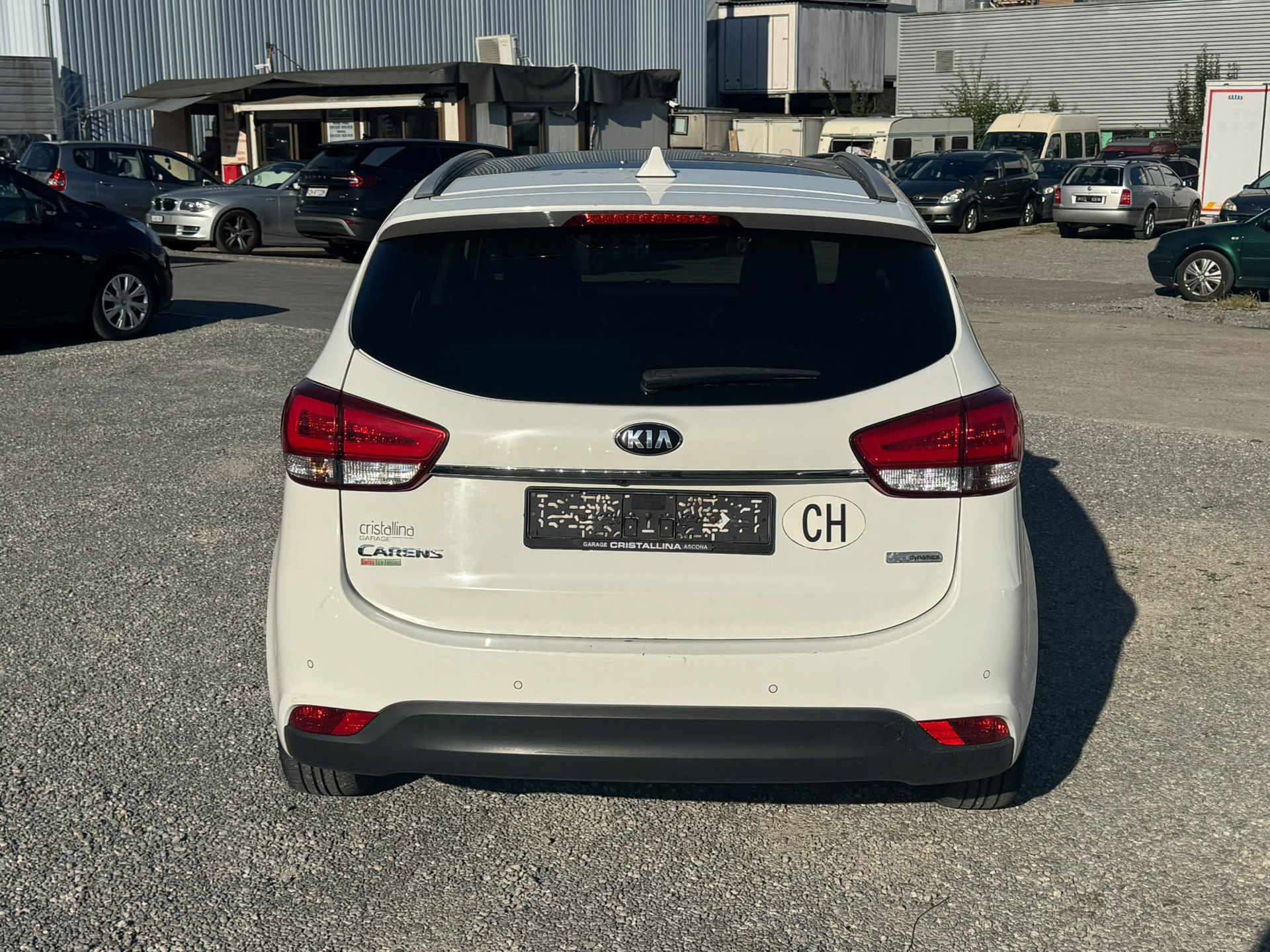 KIA Carens 1.7 CRDi Swiss Eco Edition DCT-image-5
