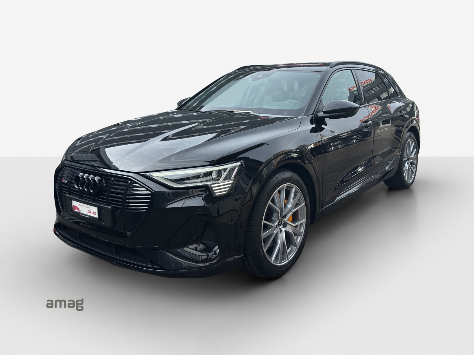 AUDI e-tron 55 S Line Black Edition quattro-image-0