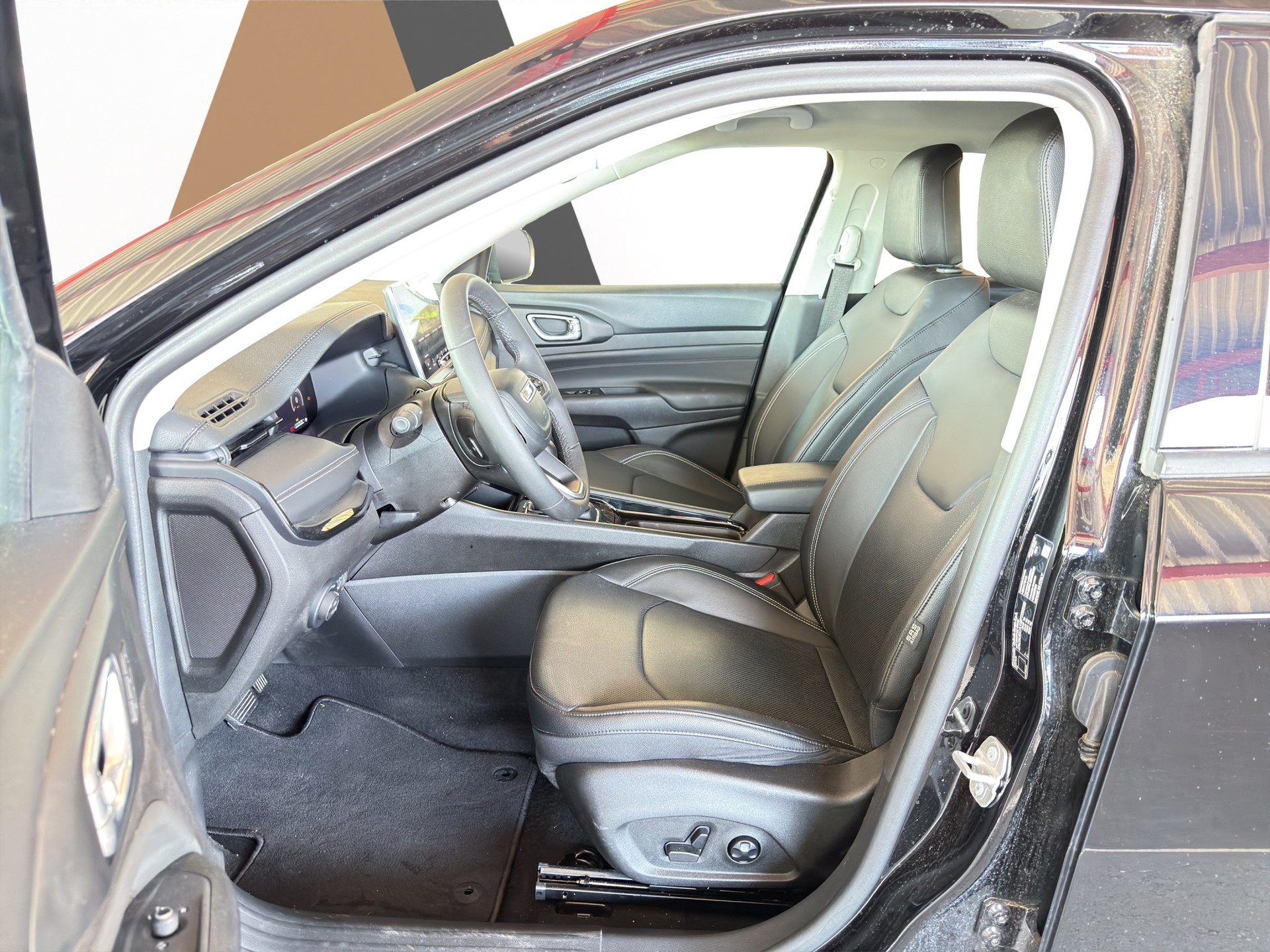 JEEP Compass 1.5 Turbo Summit MHEV-image-8
