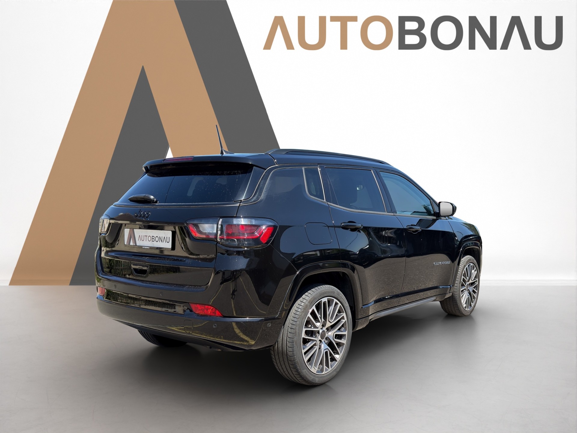JEEP Compass 1.5 Turbo Summit MHEV-image-4