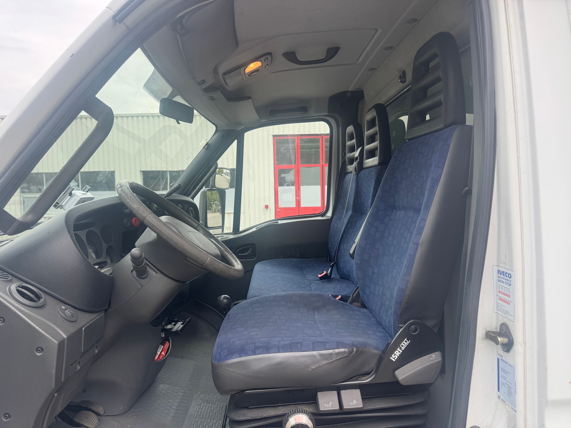 IVECO 65C17 Daily-image-7