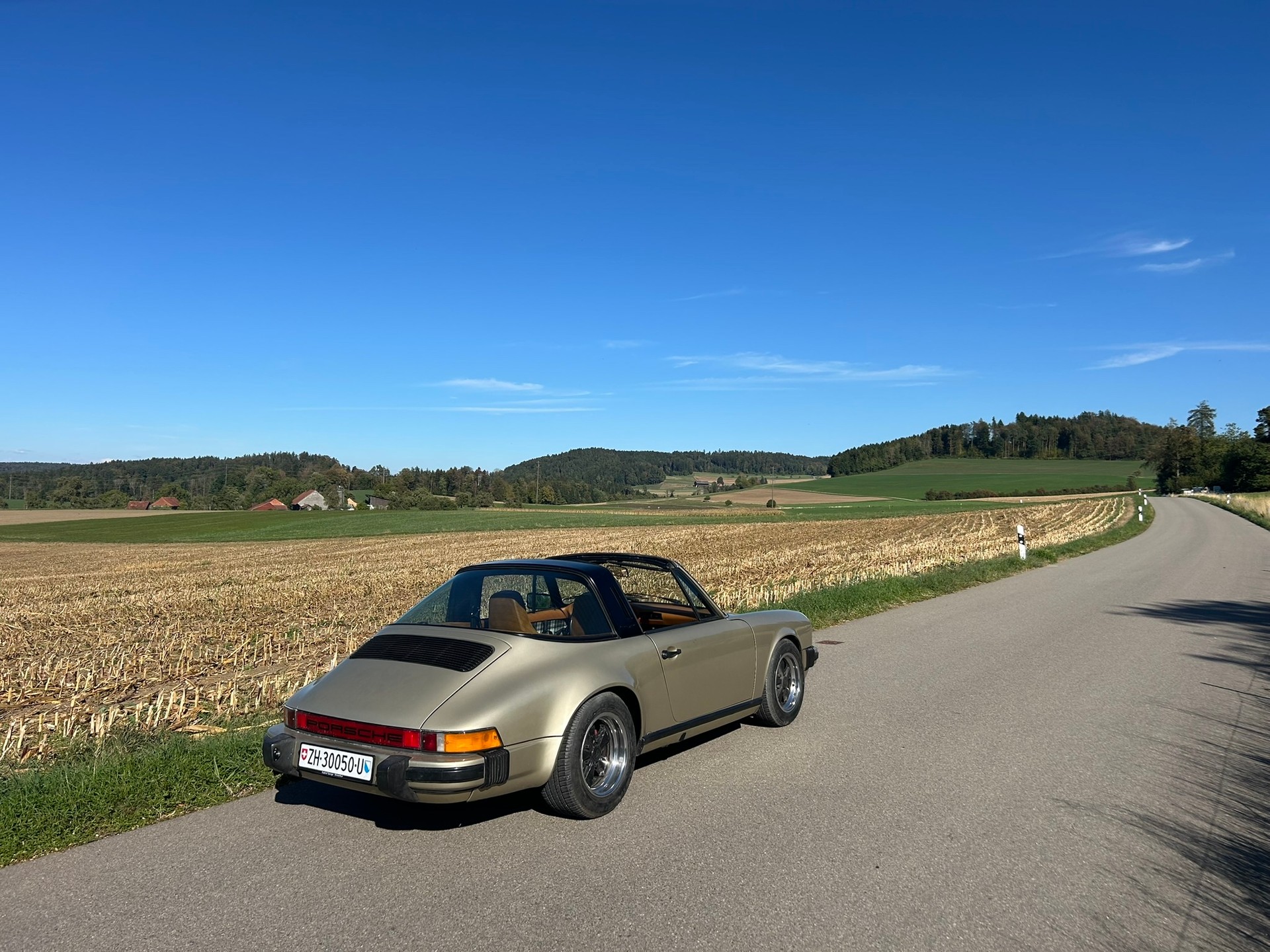 PORSCHE targa-image-1
