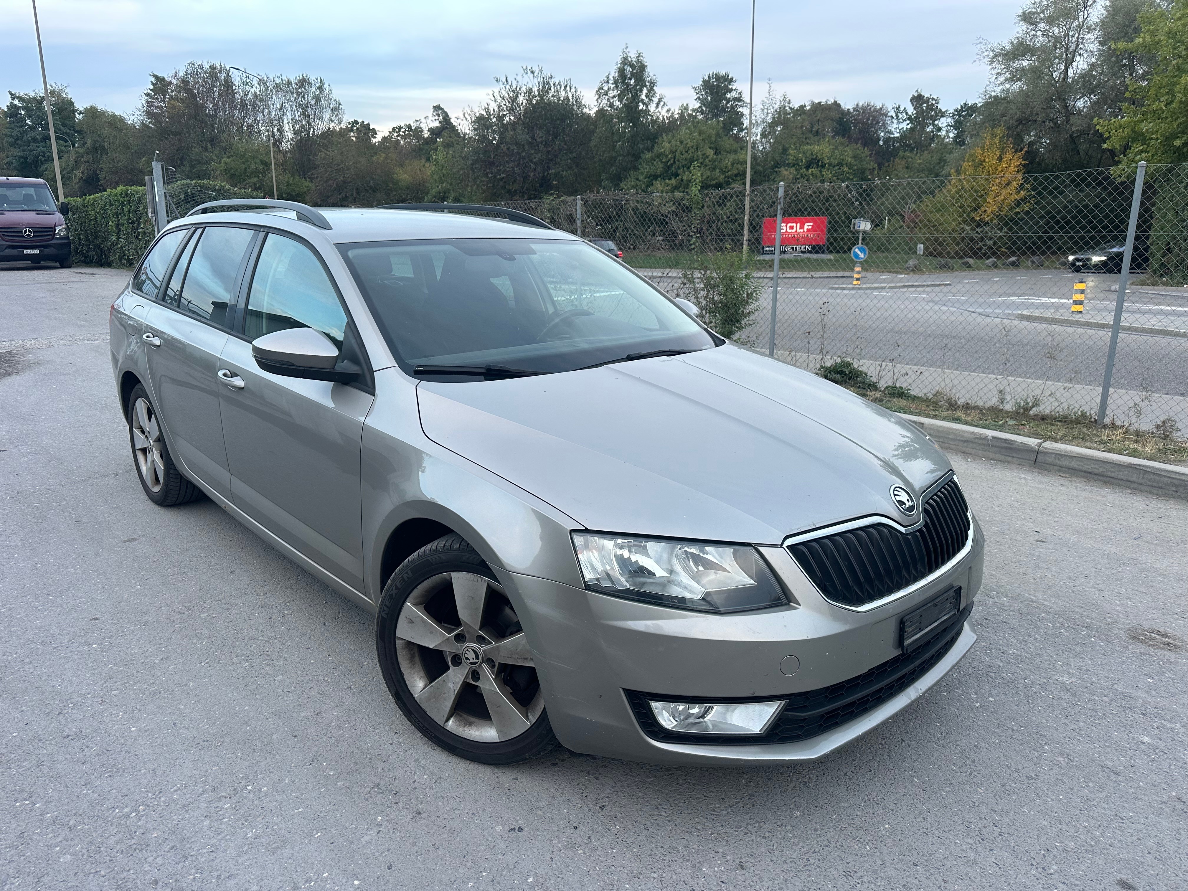 Car photo