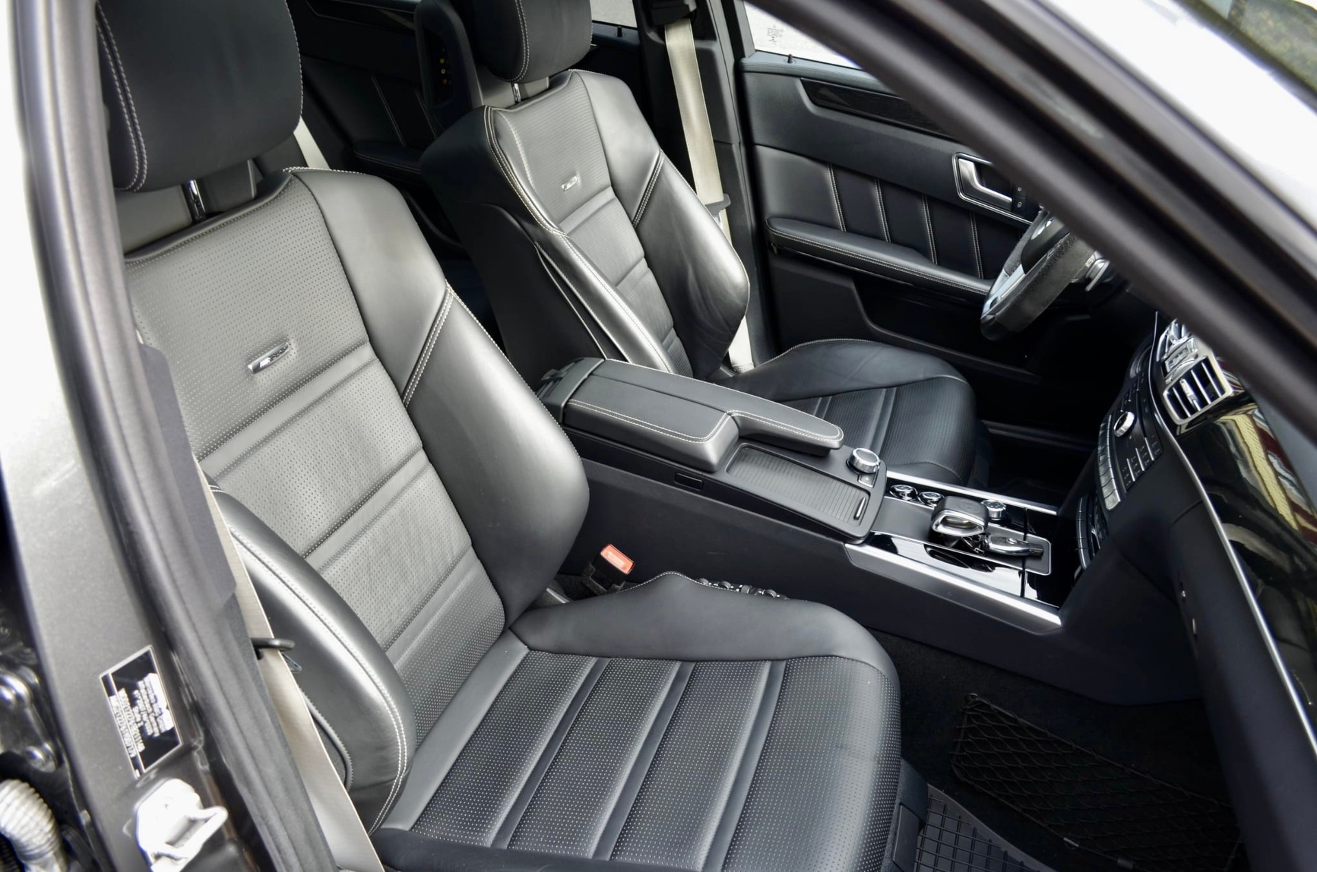 MERCEDES-BENZ E63 S AMG Speedshift 4 Maric-image-12