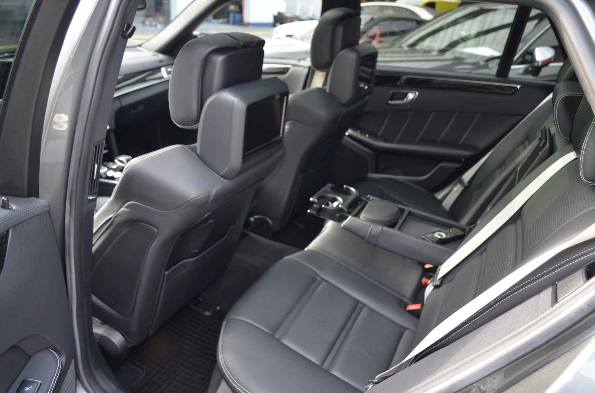 MERCEDES-BENZ E63 S AMG Speedshift 4 Maric-image-7