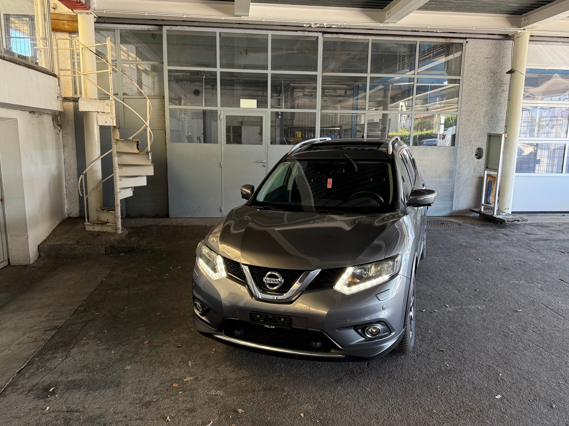 NISSAN X-Trail 1.6 dCi tekna Xtronic CVT-image-1