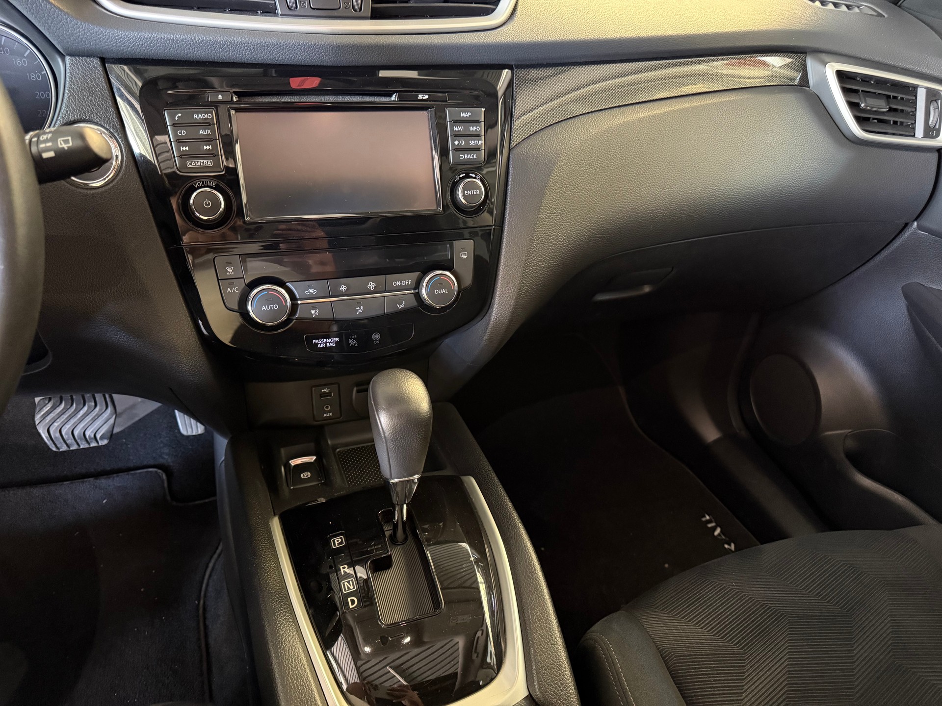NISSAN X-Trail 1.6 dCi tekna Xtronic CVT-image-13