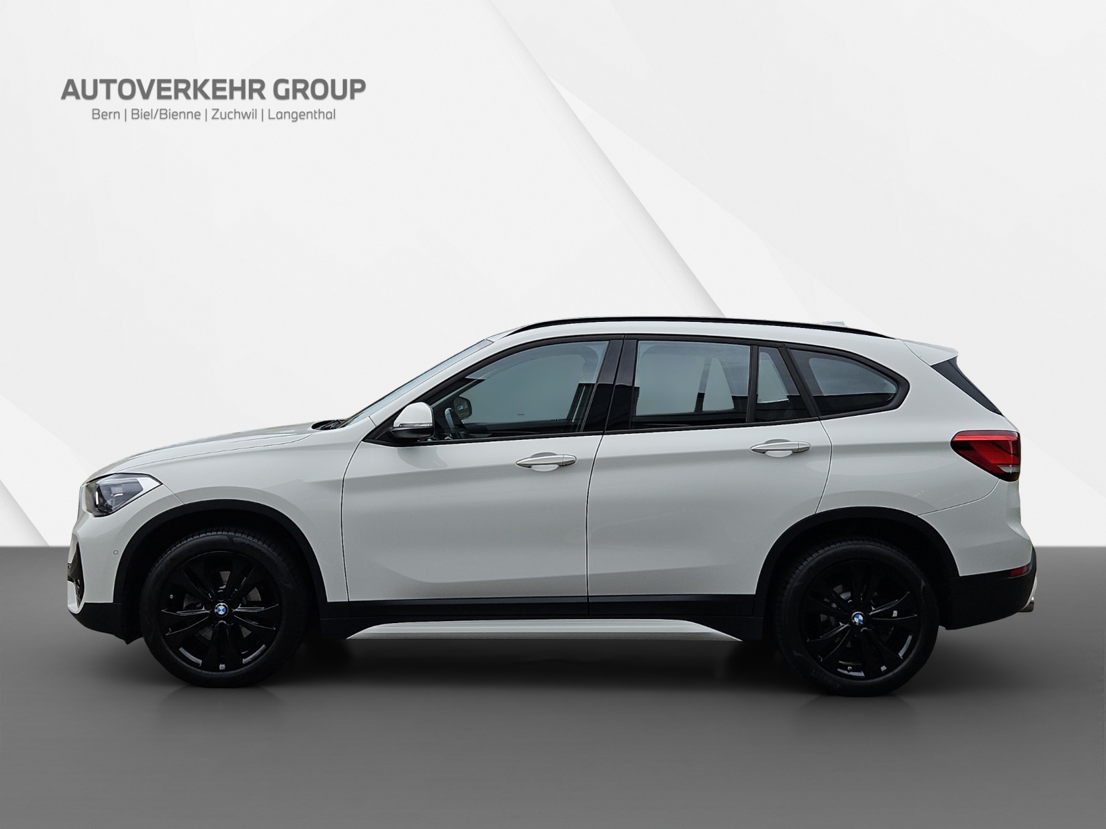 BMW X1 xDrive 18d Sport Line-image-2