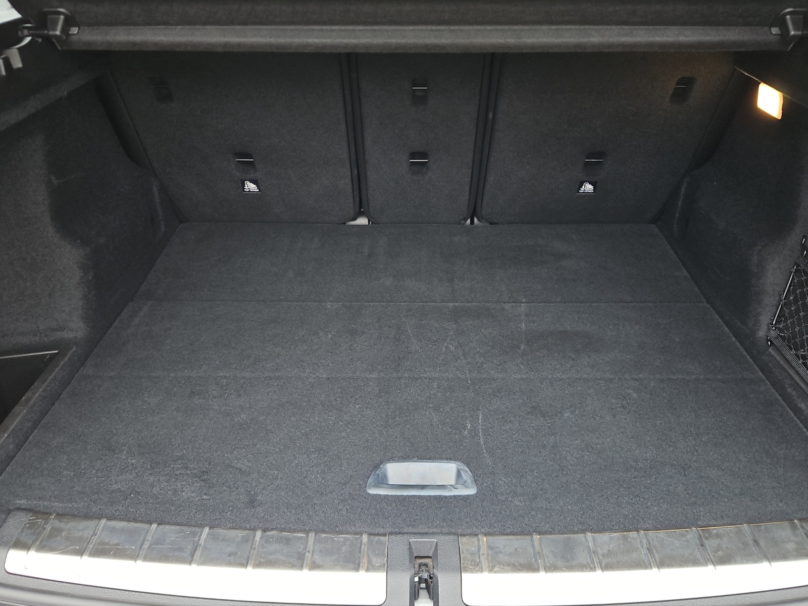 BMW X1 xDrive 18d Sport Line-image-14