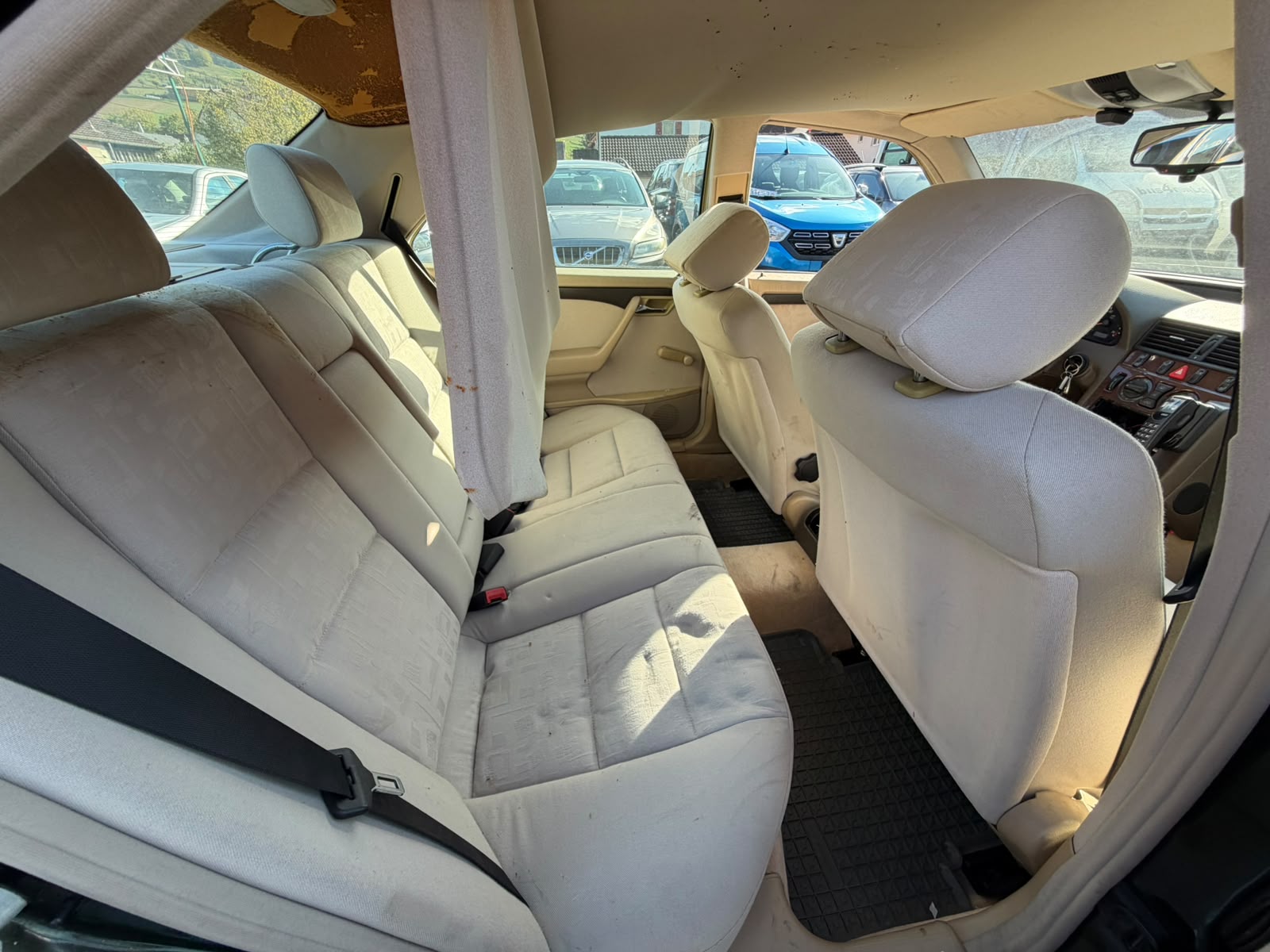 MERCEDES-BENZ C 280 Classic-image-19