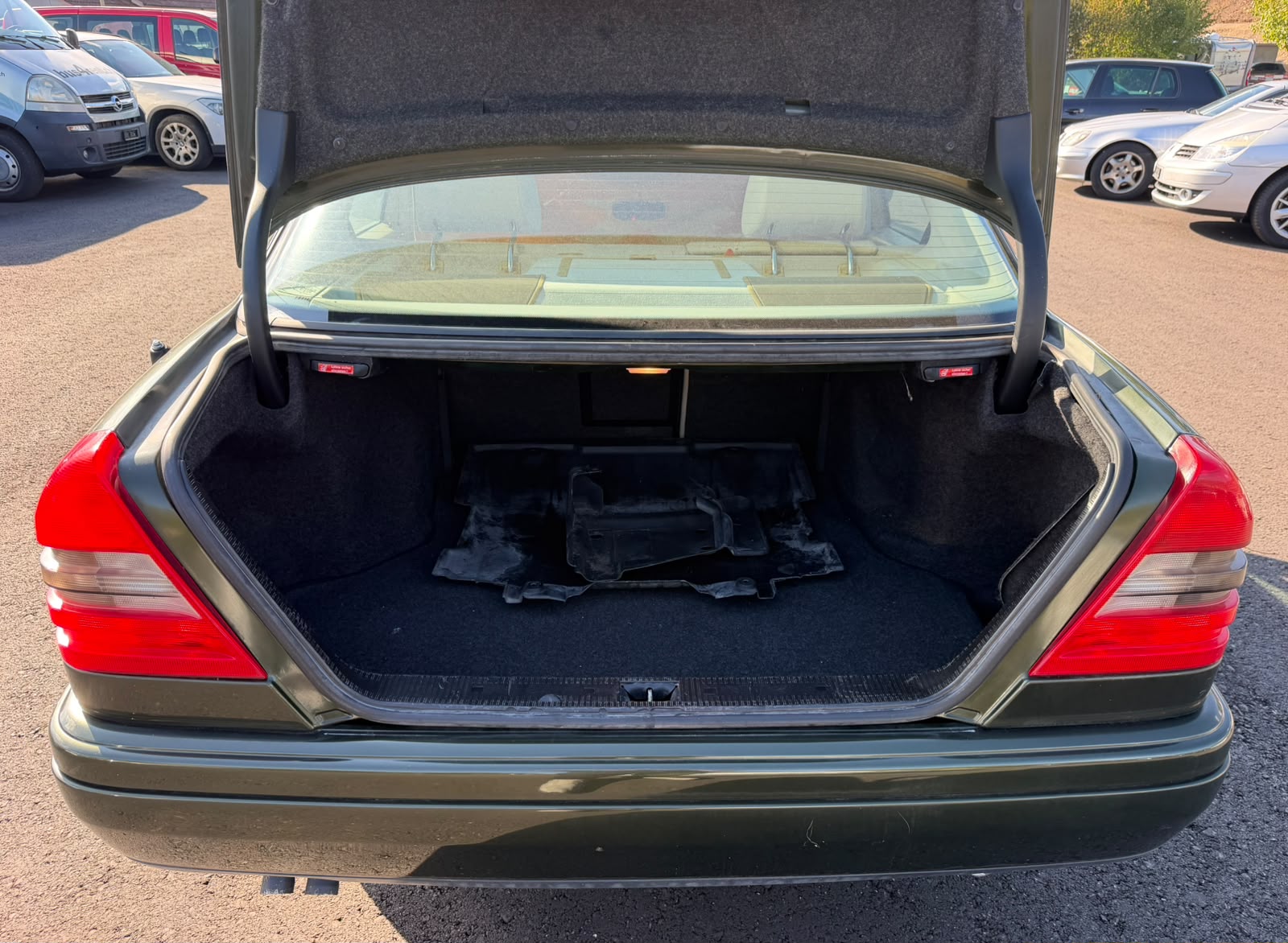 MERCEDES-BENZ C 280 Classic-image-21