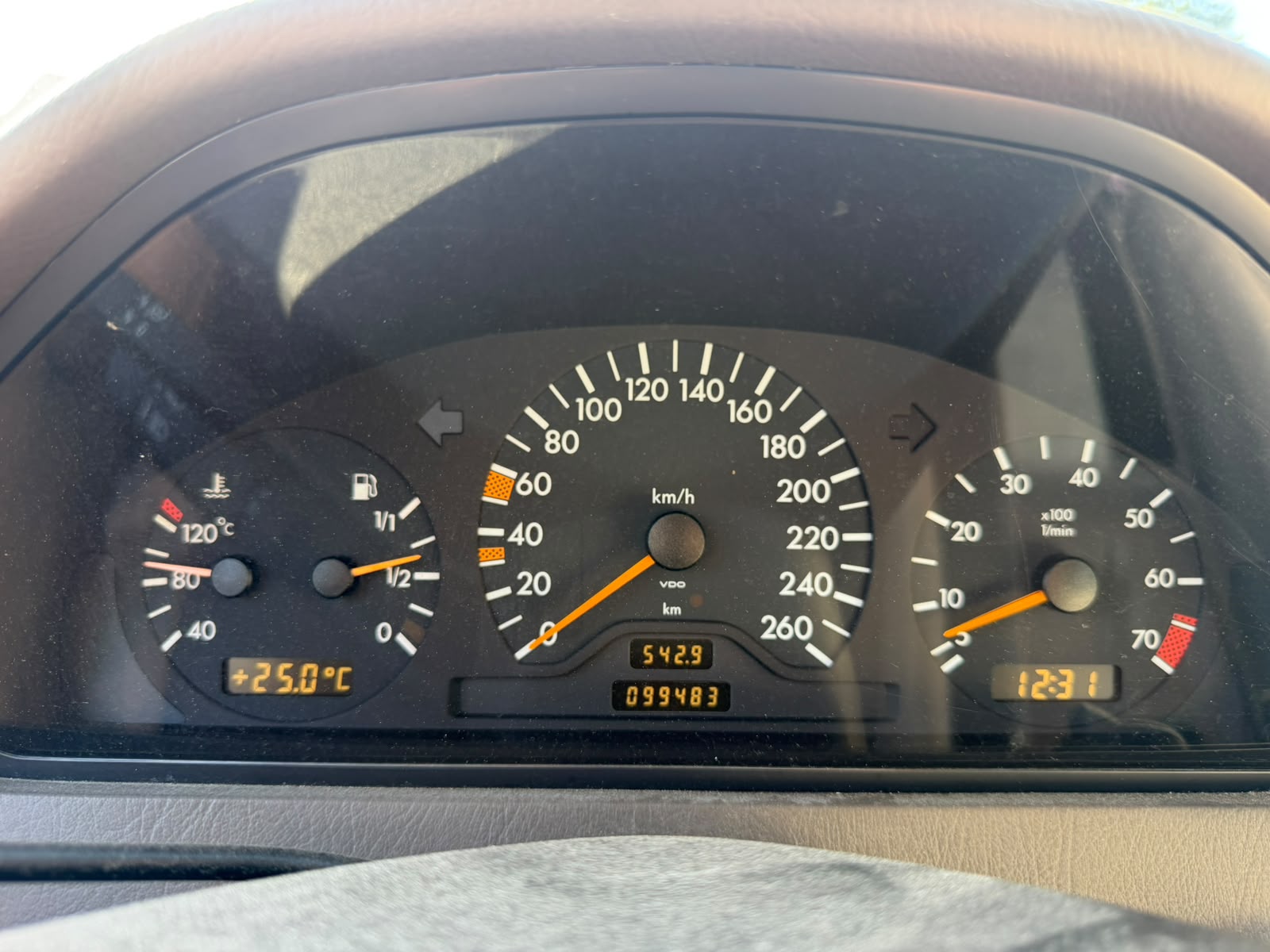 MERCEDES-BENZ C 280 Classic-image-13