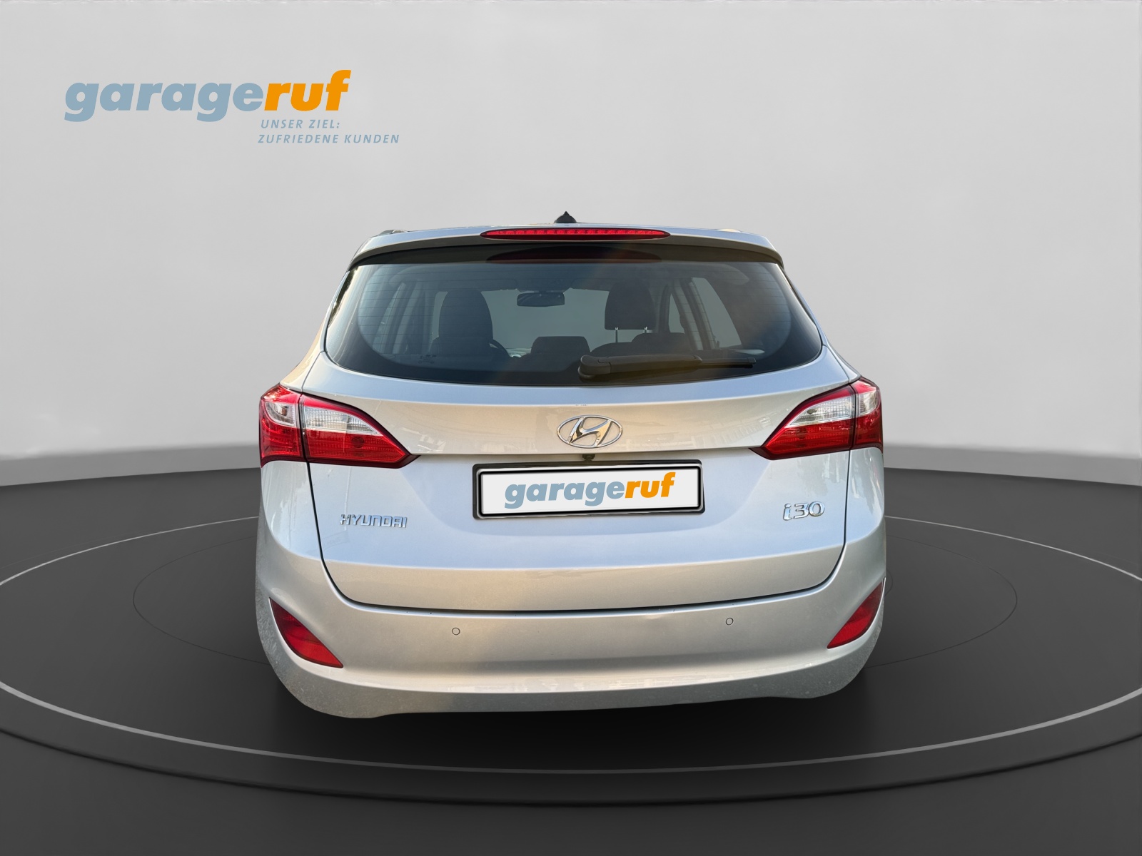HYUNDAI i30 1.6 GDi Amplia-image-5